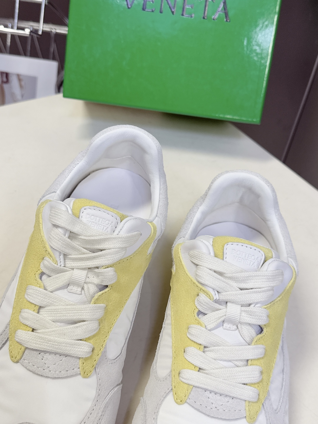 Bottega Veneta BV葆蝶家 阿甘鞋 德训鞋 运动鞋 BV经典老钱风运动鞋超多明星时尚博主种