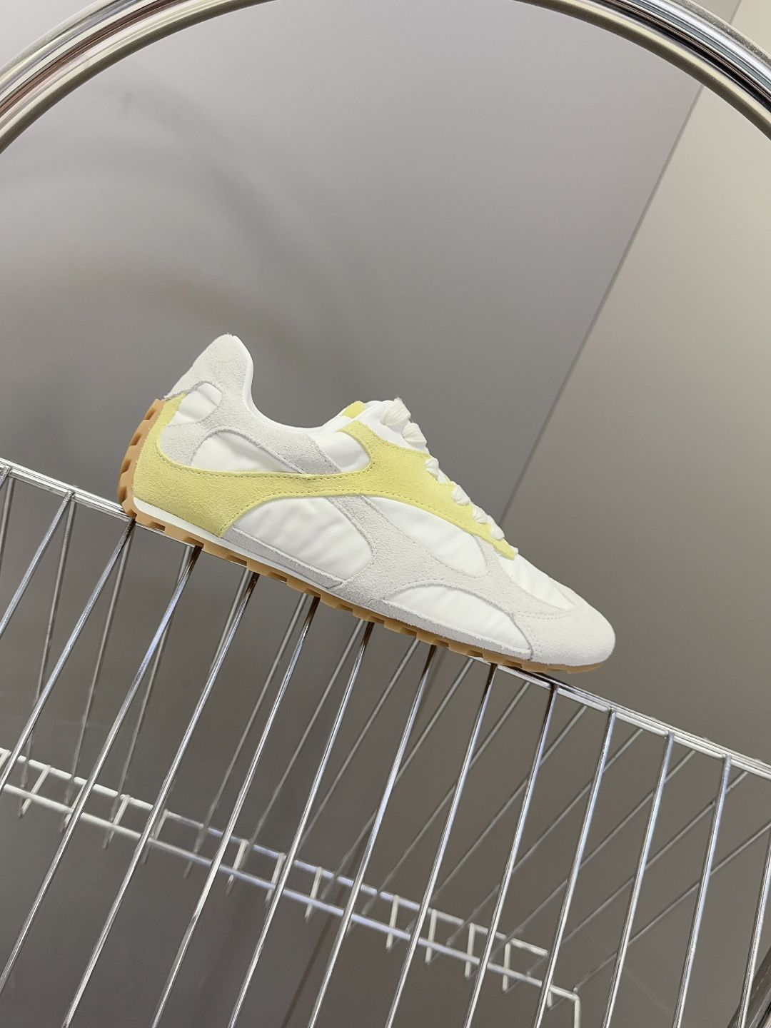 Bottega Veneta BV葆蝶家 阿甘鞋 德训鞋 运动鞋 BV经典老钱风运动鞋超多明星时尚博主种