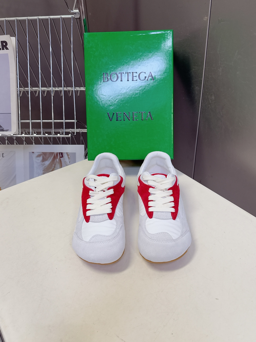 Bottega Veneta BV葆蝶家 阿甘鞋 德训鞋 运动鞋 BV经典老钱风运动鞋超多明星时尚博主种