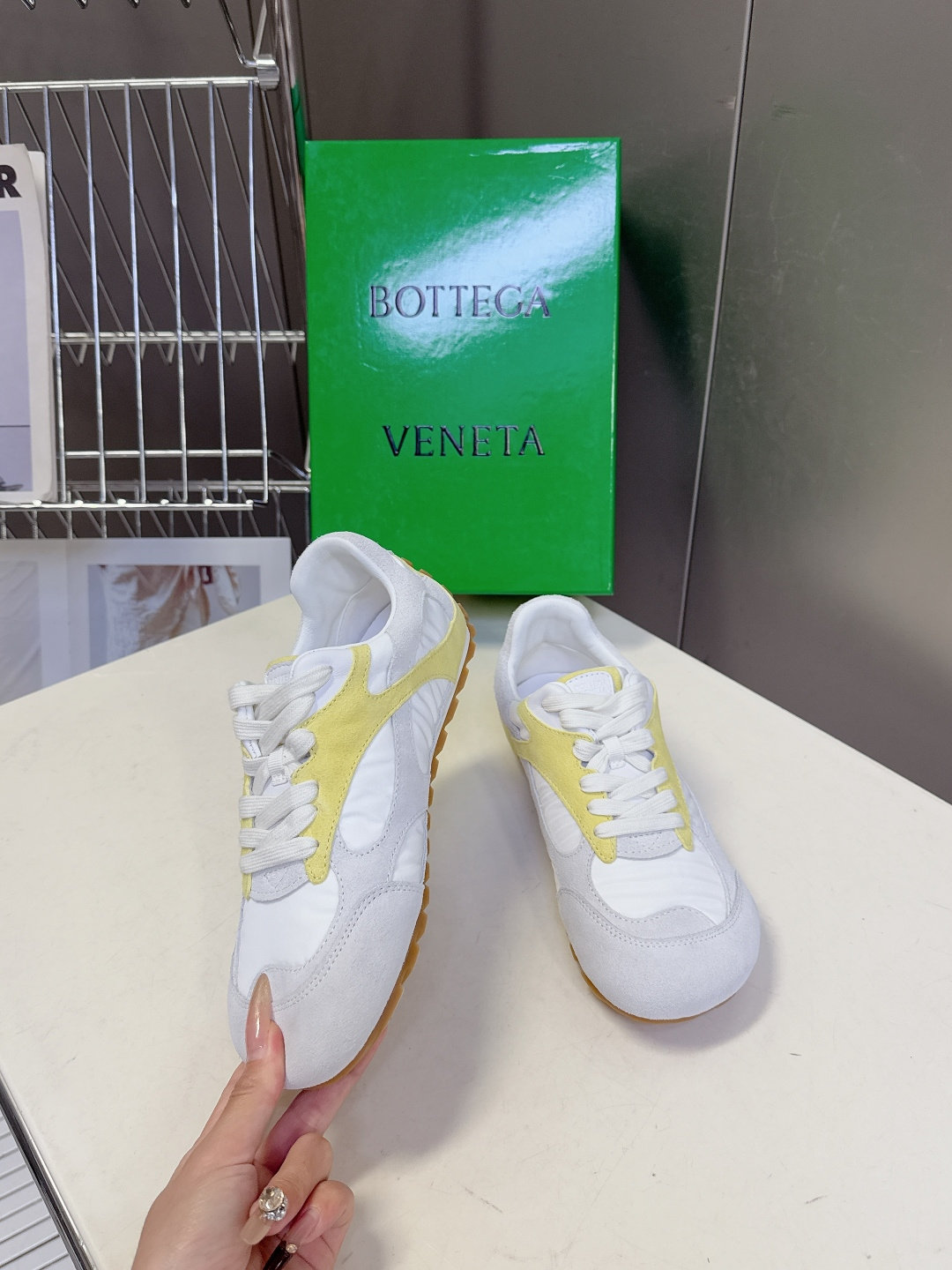 Bottega Veneta BV葆蝶家 阿甘鞋 德训鞋 运动鞋 BV经典老钱风运动鞋超多明星时尚博主种