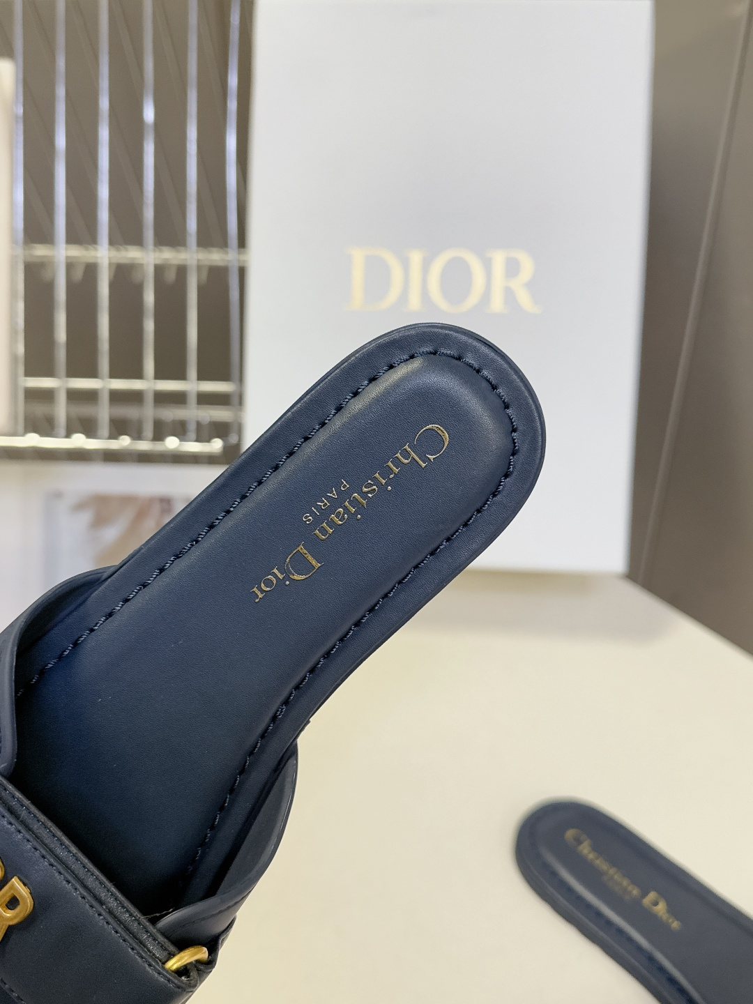 Dior迪奥经典魔术贴扣凉一体拖鞋 高版本GO原版完美复刻 最流行的配色面料 层次感超强 原版开模高档T