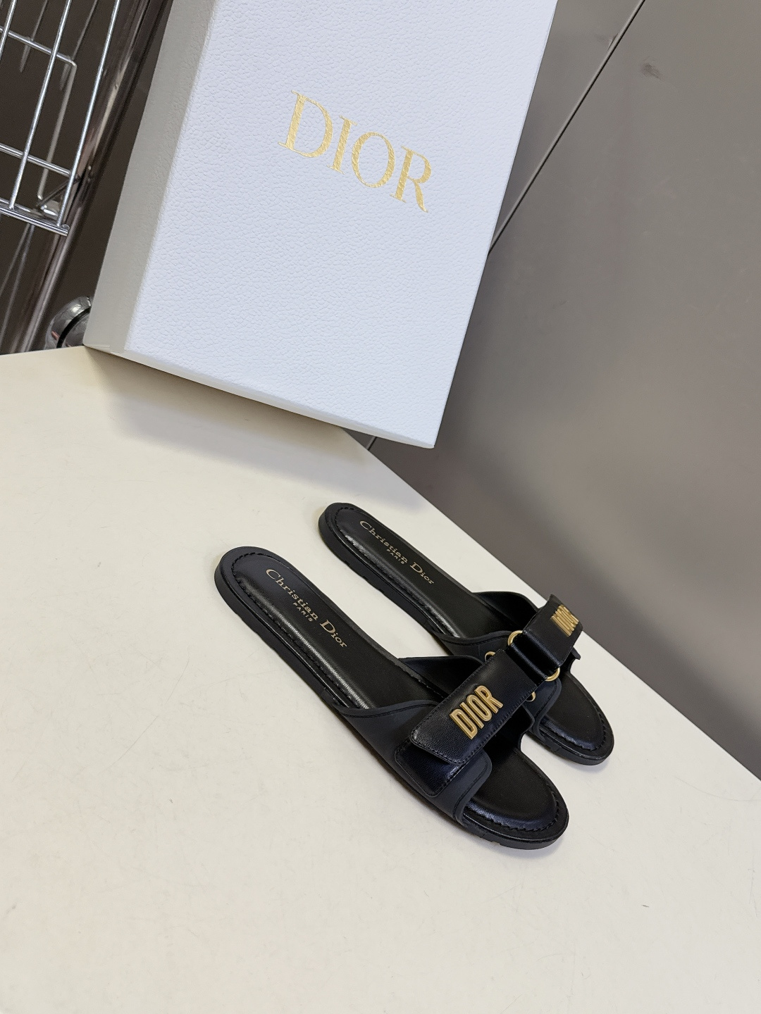 Dior迪奥经典魔术贴扣凉一体拖鞋 高版本GO原版完美复刻 最流行的配色面料 层次感超强 原版开模高档T