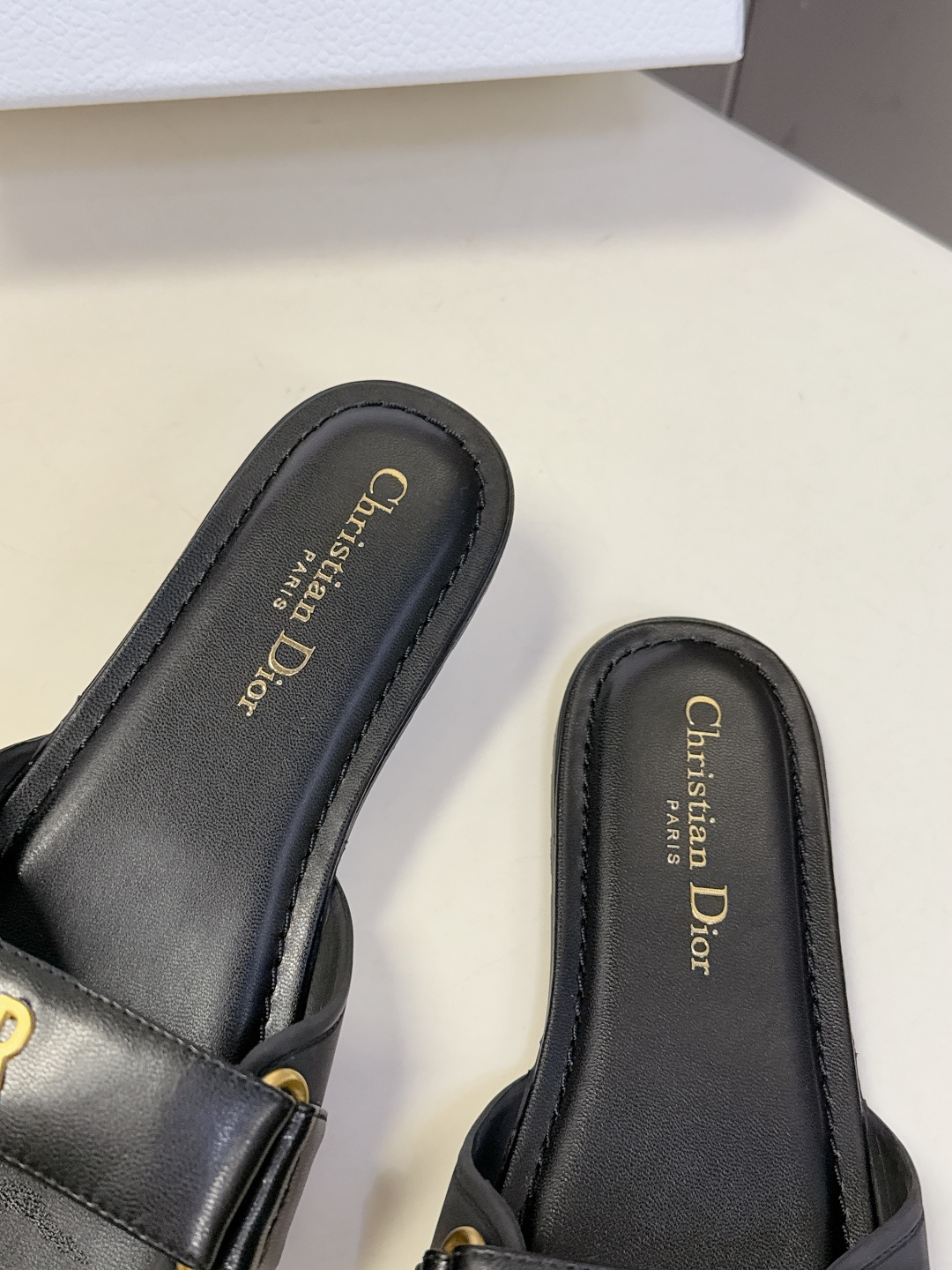 Dior迪奥经典魔术贴扣凉一体拖鞋 高版本GO原版完美复刻 最流行的配色面料 层次感超强 原版开模高档T