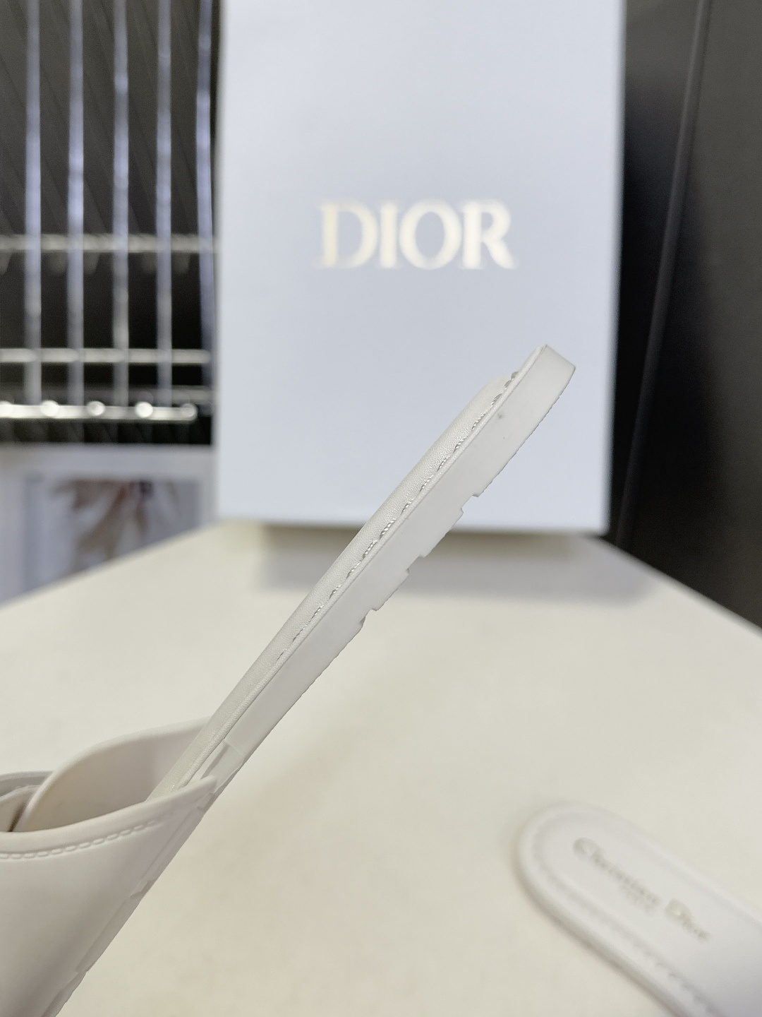 Dior迪奥经典魔术贴扣凉一体拖鞋 高版本GO原版完美复刻 最流行的配色面料 层次感超强 原版开模高档T