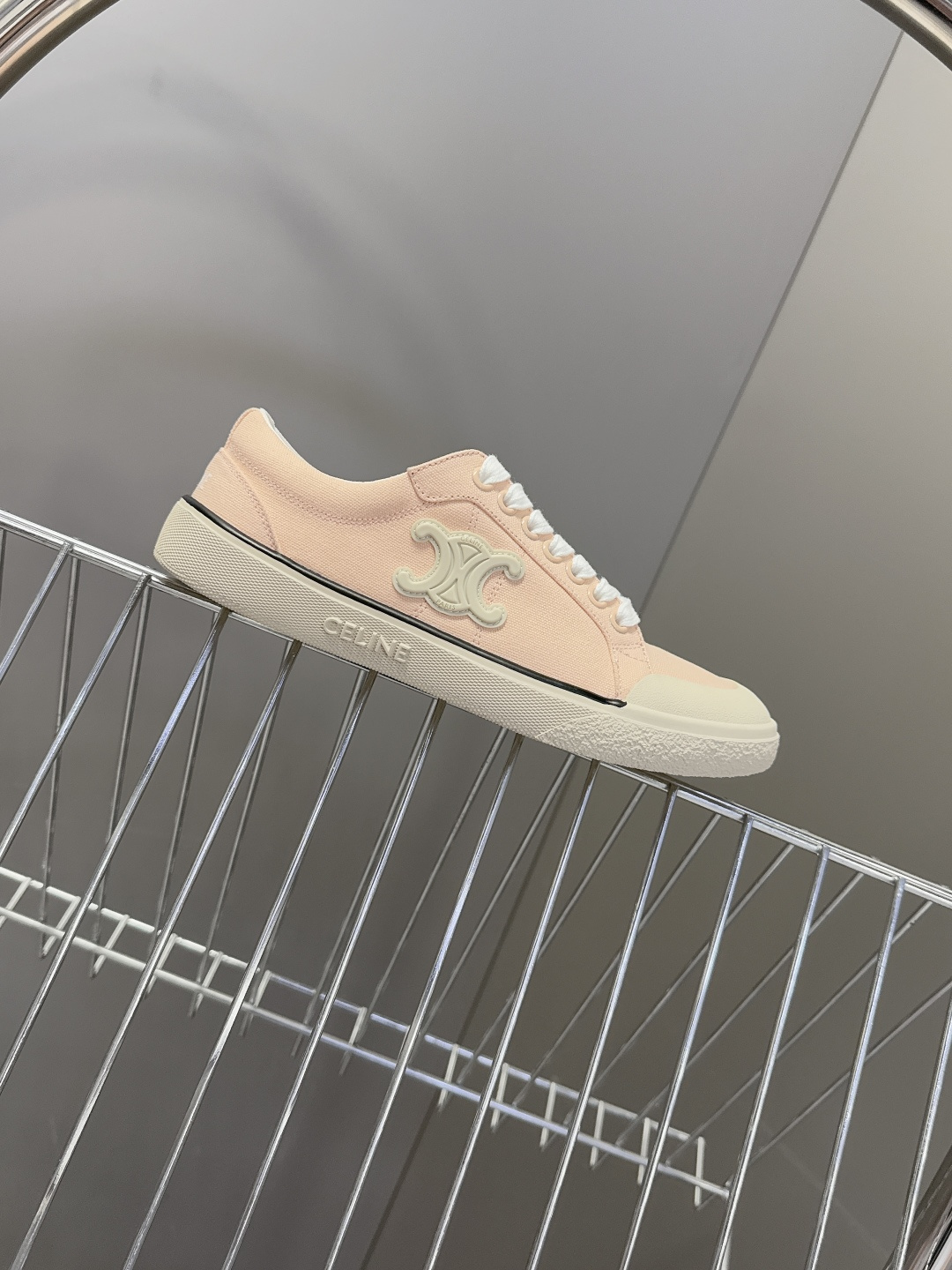 CELINE思琳春夏最新走秀款凯旋门休闲鞋、AS-01 系列运动鞋、lisa、陈立农超多明星上脚、这一季