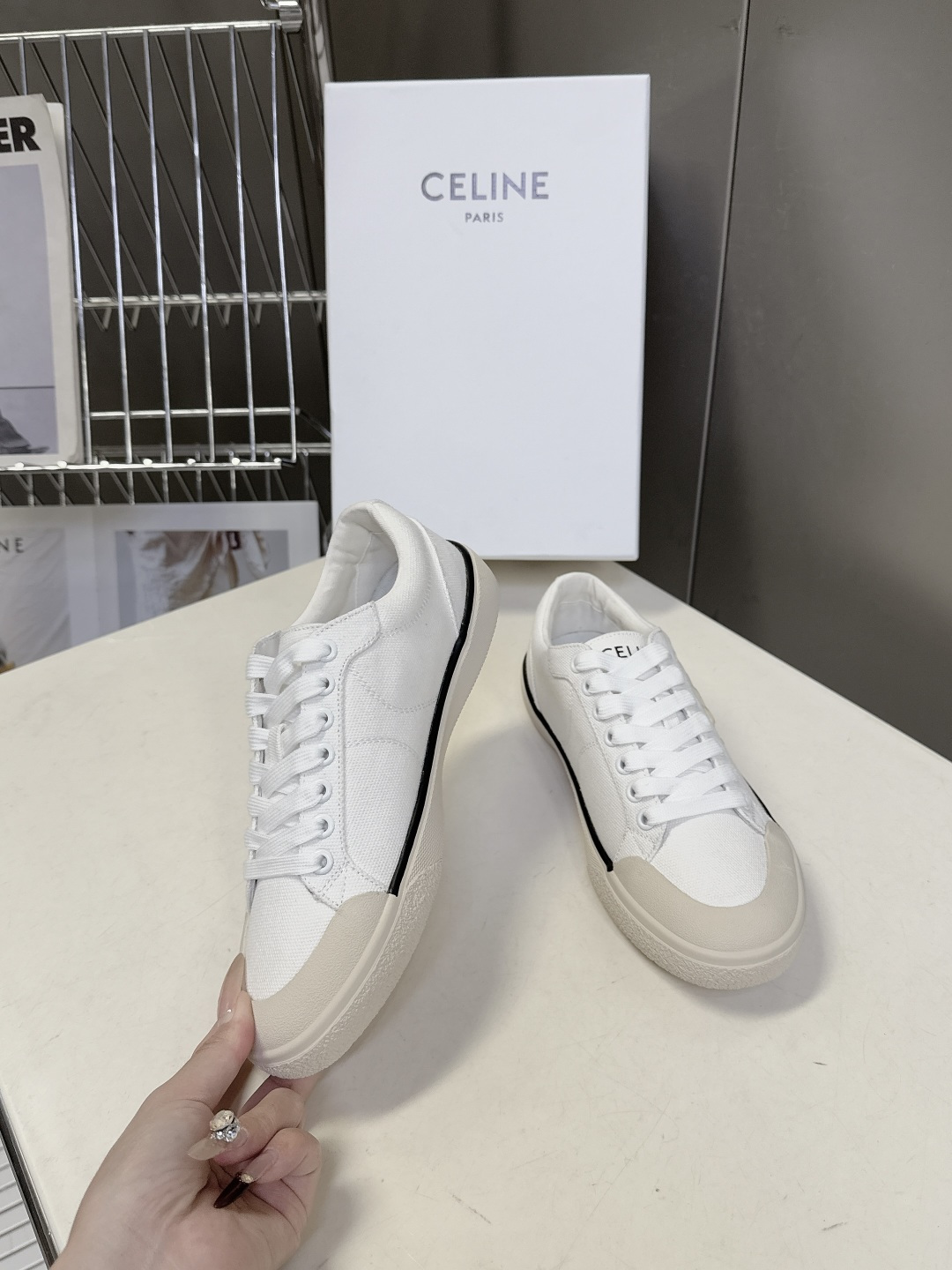 CELINE思琳春夏最新走秀款凯旋门休闲鞋、AS-01 系列运动鞋、lisa、陈立农超多明星上脚、这一季