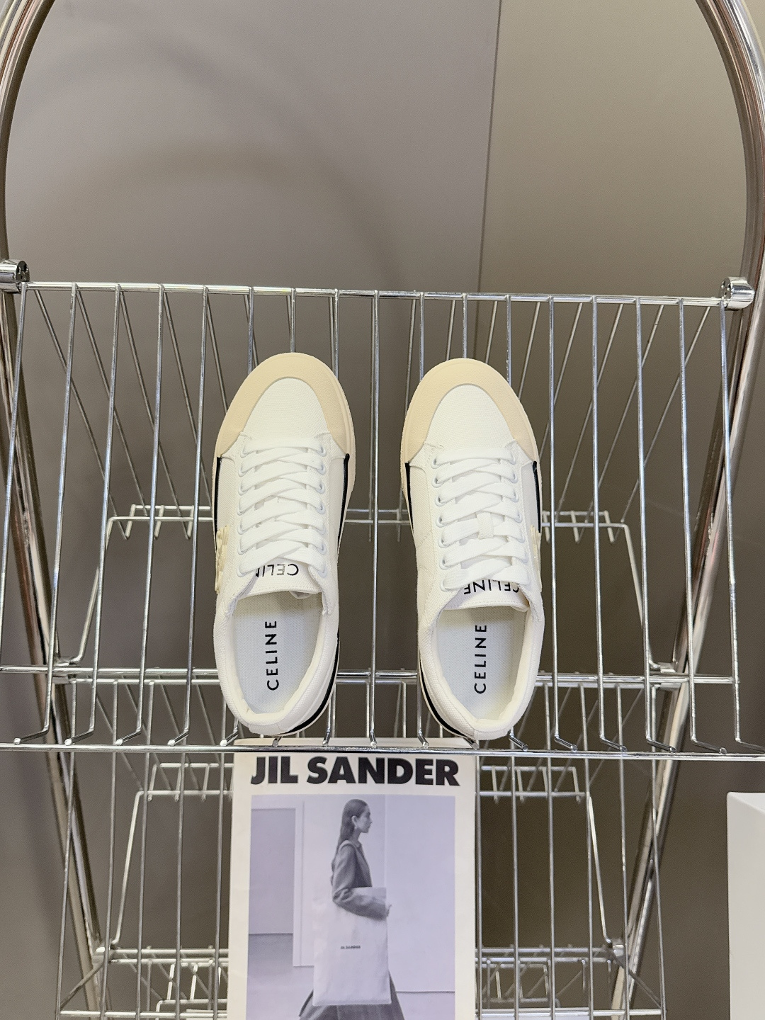 CELINE思琳春夏最新走秀款凯旋门休闲鞋、AS-01 系列运动鞋、lisa、陈立农超多明星上脚、这一季