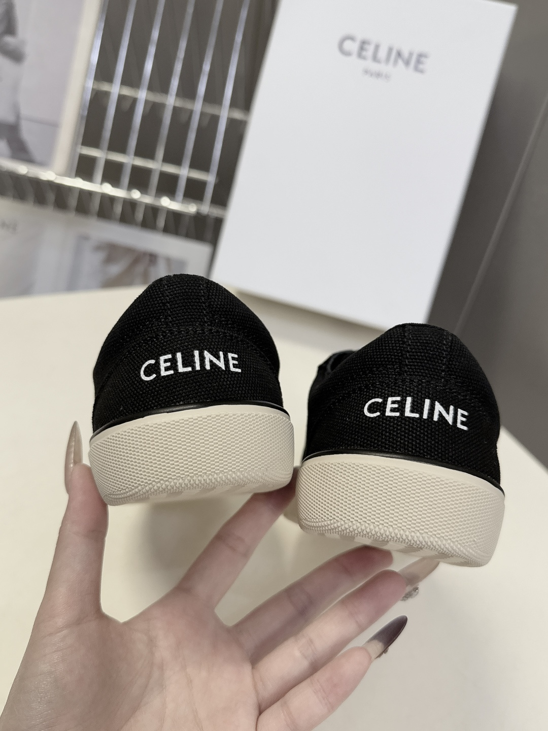 CELINE思琳春夏最新走秀款凯旋门休闲鞋、AS-01 系列运动鞋、lisa、陈立农超多明星上脚、这一季