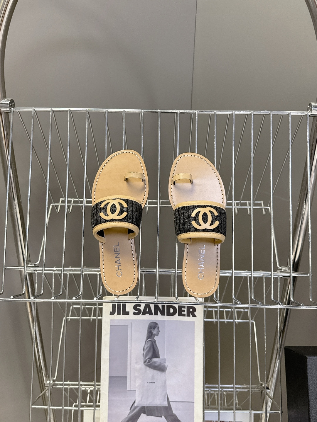 CHANEL香奈儿2026春夏最新款双C拖鞋 超多明星时尚博主种草 夏天必备 大爆款‼️已经被它的美貌折