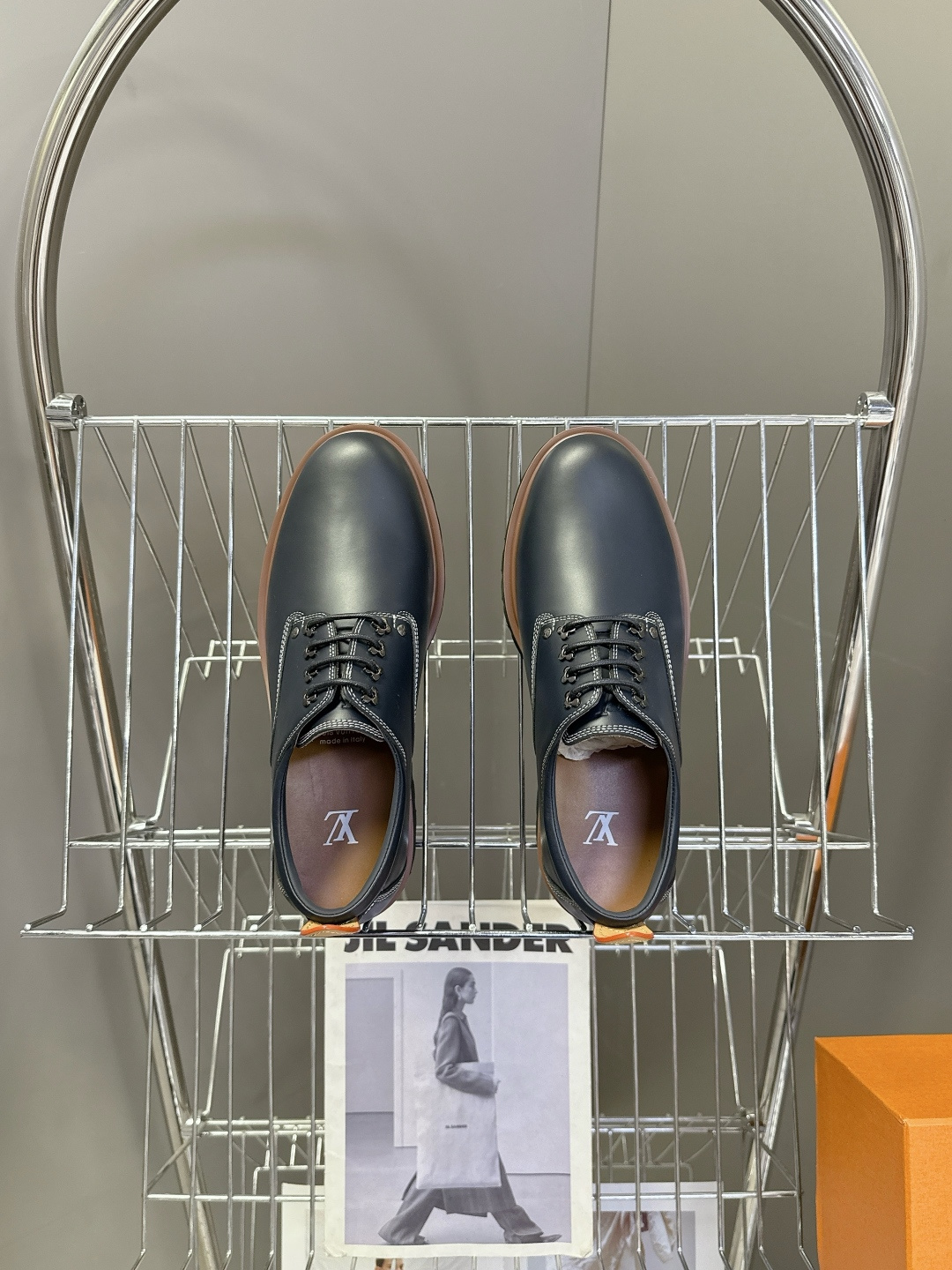 Louis Vuitton路易威登春夏最新款压纹厚底德比皮鞋 超多明星网红种草 属于品牌标志性的“工装风