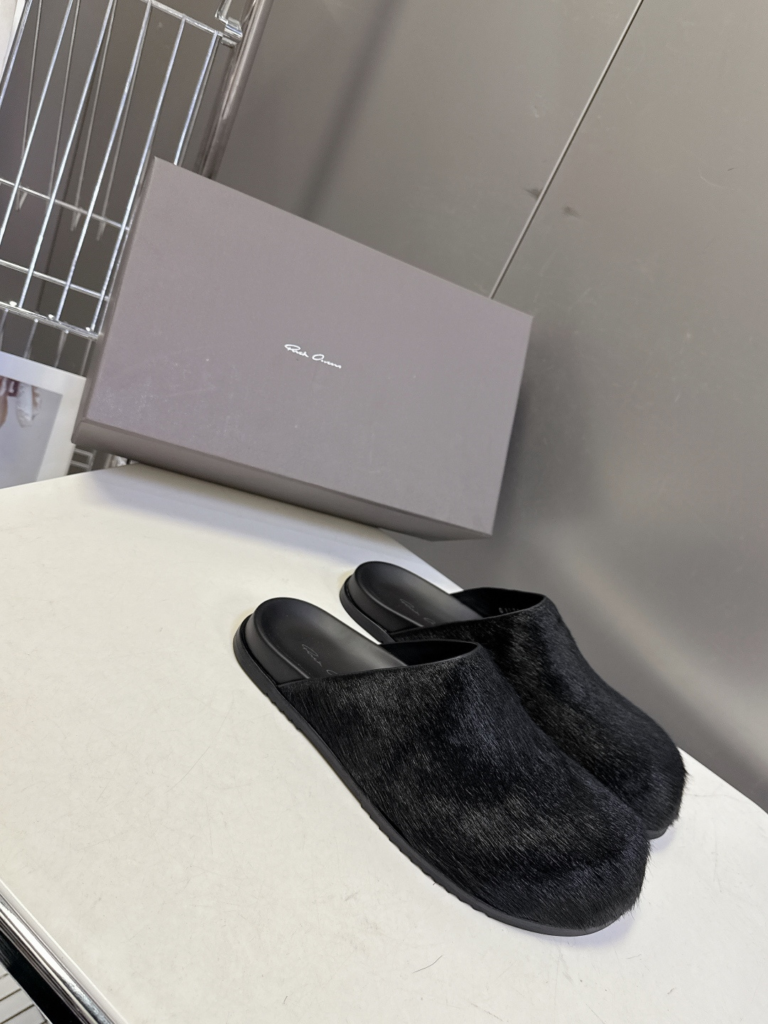 Rickowens 欧文斯疯狂绑带情侣款拖鞋 麂皮黑色 年度“鞋王”区分市面所有版本 纯手工打造纯原，非