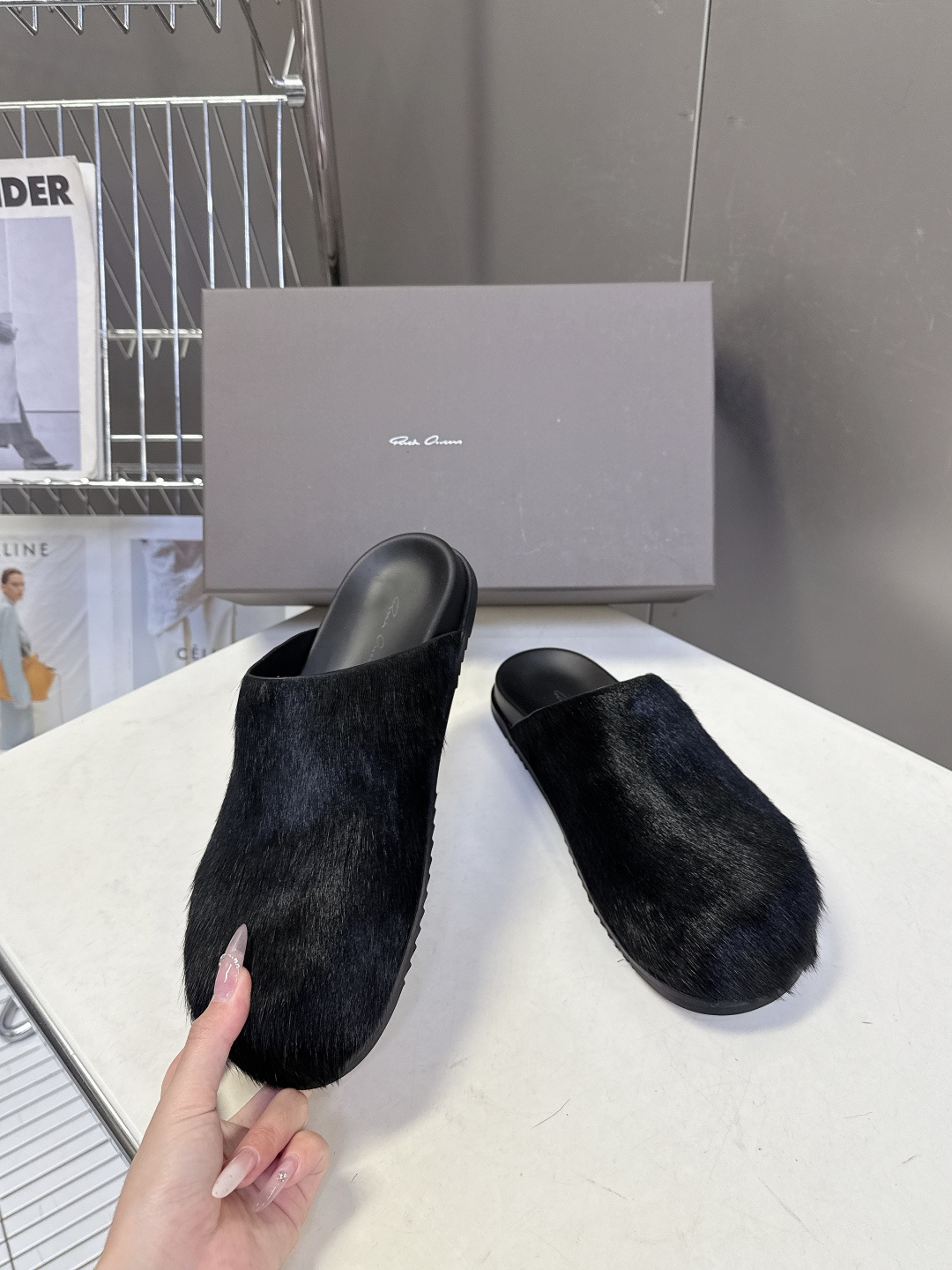 Rickowens 欧文斯疯狂绑带情侣款拖鞋 麂皮黑色 年度“鞋王”区分市面所有版本 纯手工打造纯原，非