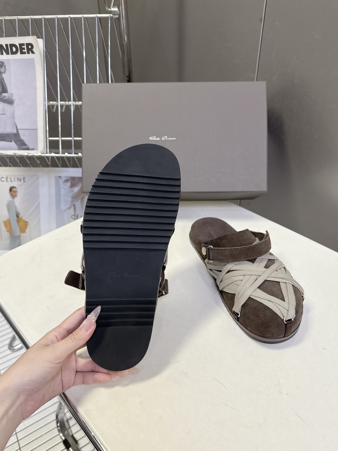 Rickowens 欧文斯疯狂绑带情侣款拖鞋 麂皮黑色 年度“鞋王”区分市面所有版本 纯手工打造纯原，非