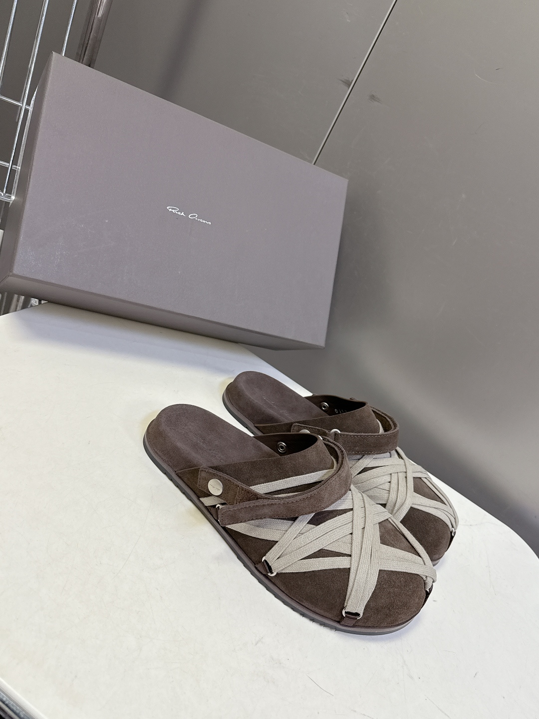 Rickowens 欧文斯疯狂绑带情侣款拖鞋 麂皮黑色 年度“鞋王”区分市面所有版本 纯手工打造纯原，非