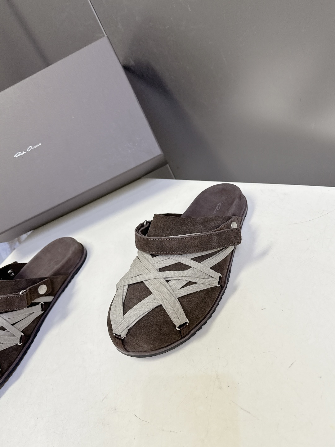 Rickowens 欧文斯疯狂绑带情侣款拖鞋 麂皮黑色 年度“鞋王”区分市面所有版本 纯手工打造纯原，非