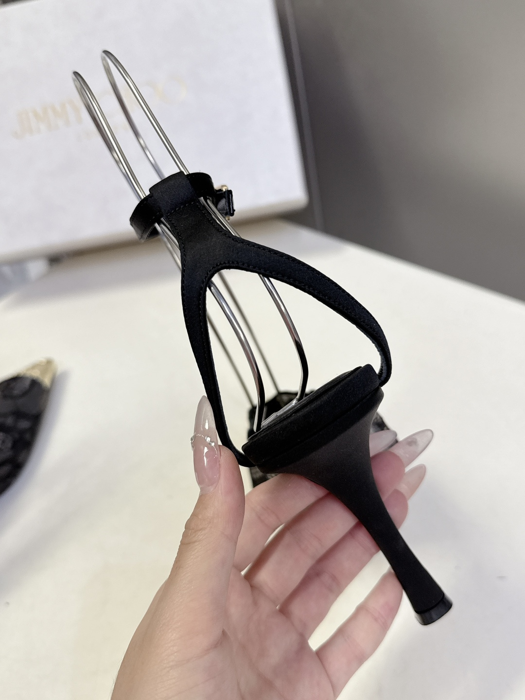 Jimmy Choo 吉米周2026春夏最新款蕾丝尖头高跟鞋超多明星网红种草 这是Jimmy Choo（