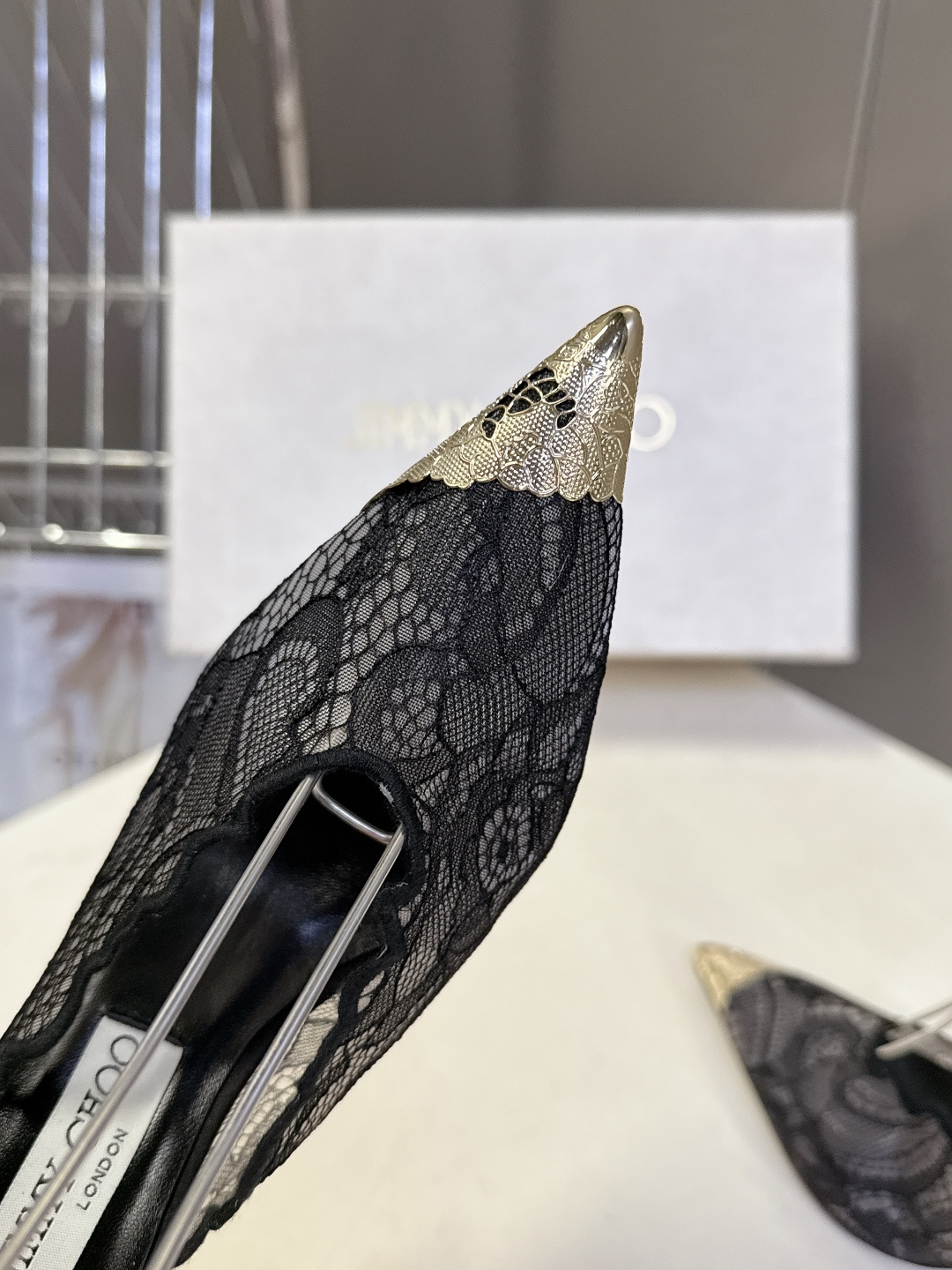 Jimmy Choo 吉米周2026春夏最新款蕾丝尖头高跟鞋超多明星网红种草 这是Jimmy Choo（