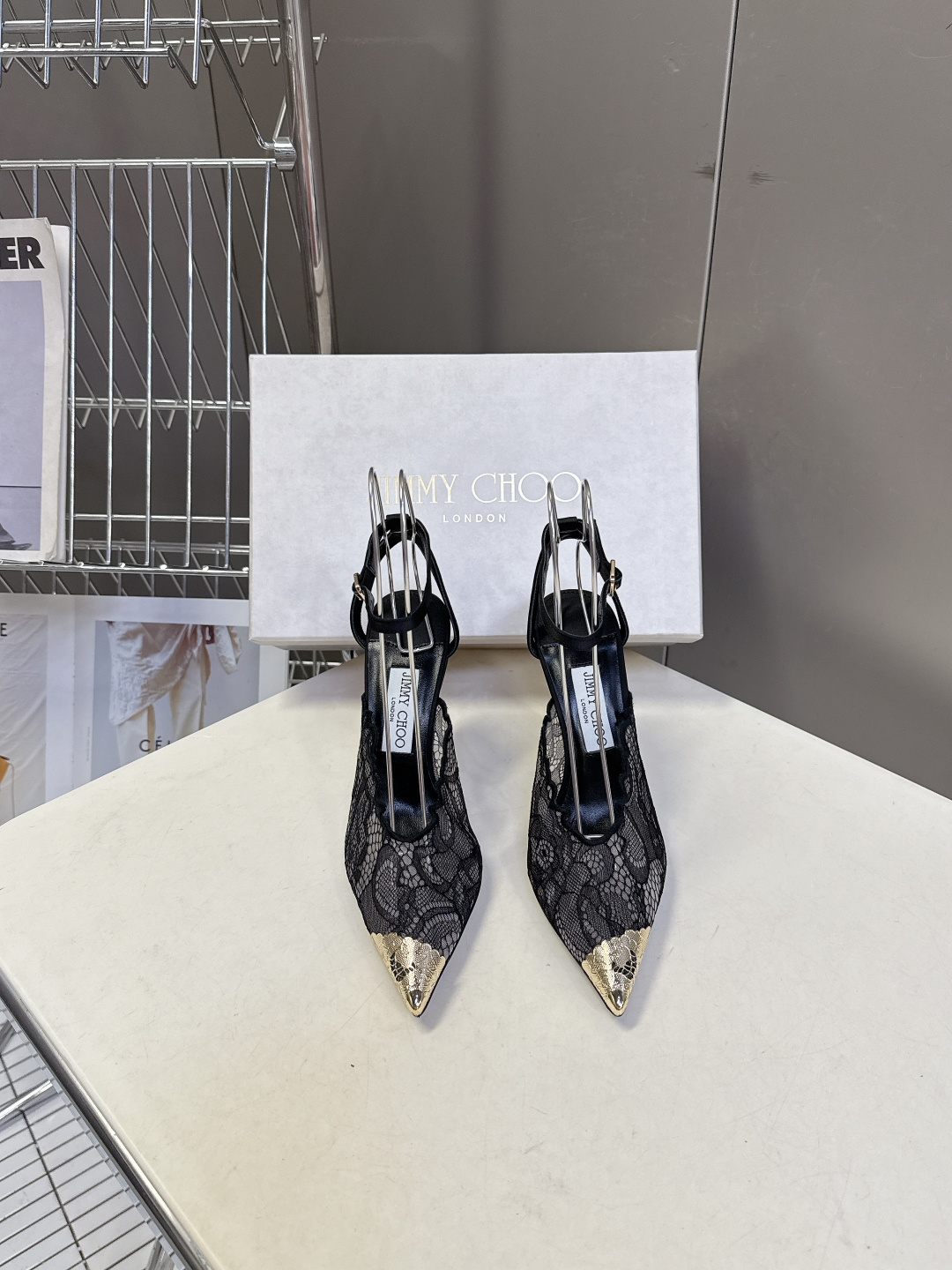 Jimmy Choo 吉米周2026春夏最新款蕾丝尖头高跟鞋超多明星网红种草 这是Jimmy Choo（