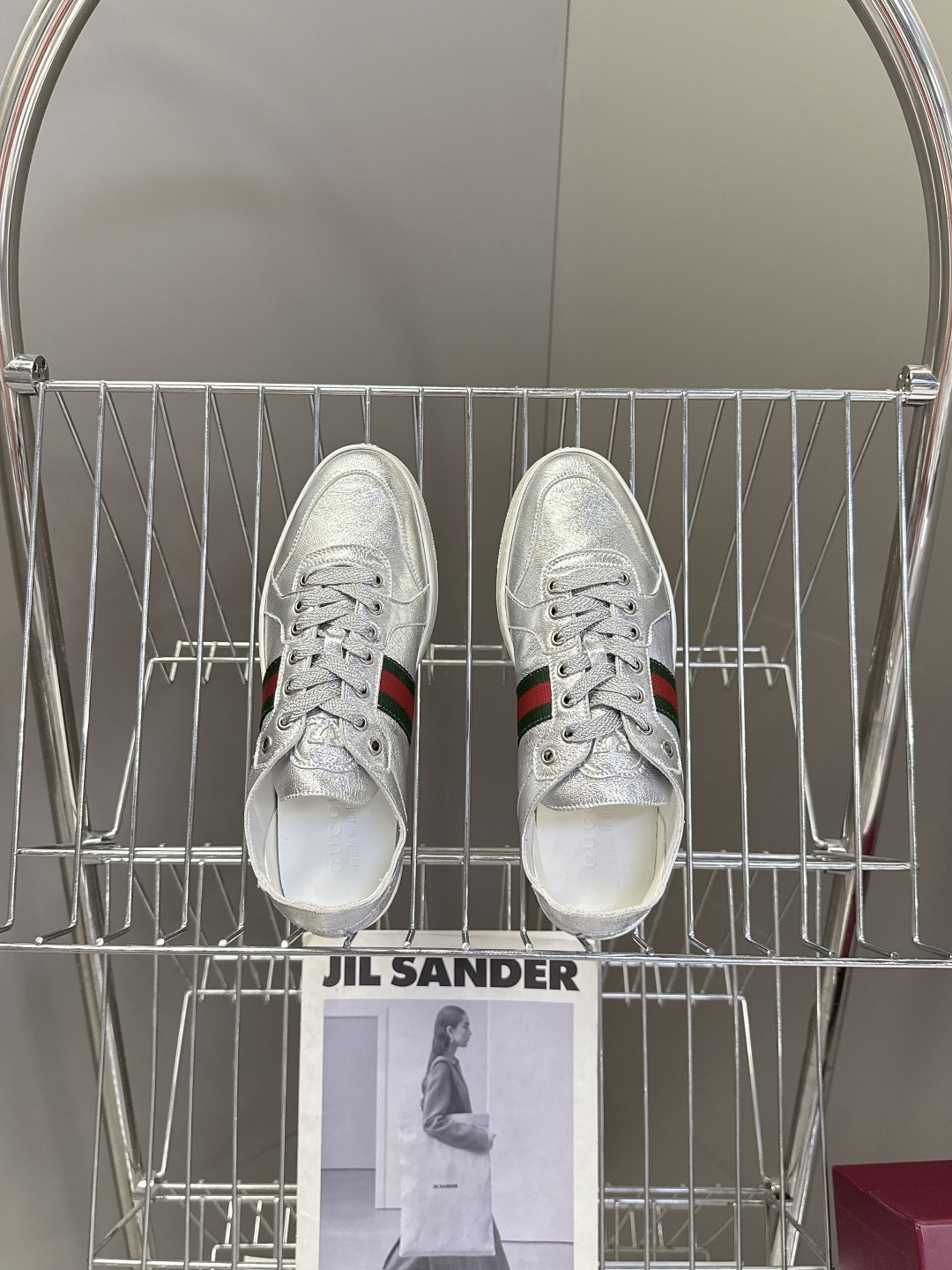 Gucci古驰春夏最新走秀款情侣休闲鞋超多明星网红种草 设计师Demna首秀诚意之作 完美融合复古奢华与