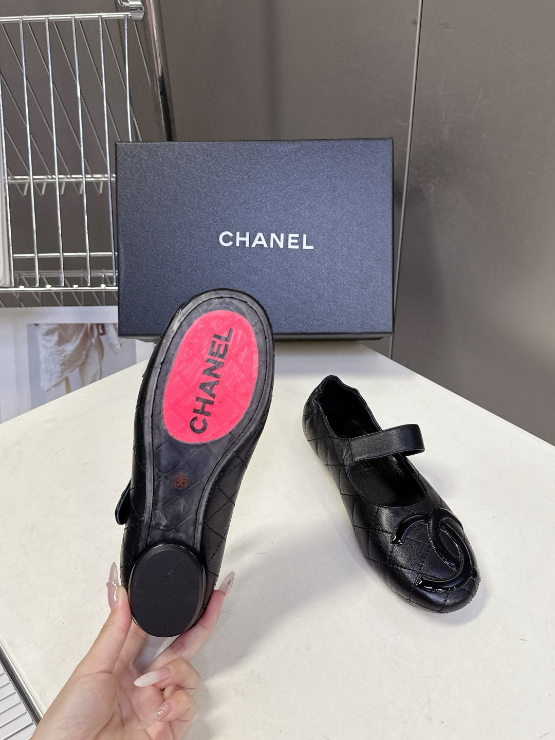 CHANEL香奈儿最新款中古康鹏玛丽珍芭蕾舞鞋 超多明星名媛上脚 这款芭蕾舞单鞋第一眼看上就被种草了根据