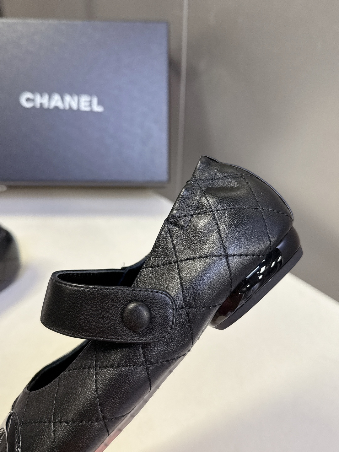 CHANEL香奈儿最新款中古康鹏玛丽珍芭蕾舞鞋 超多明星名媛上脚 这款芭蕾舞单鞋第一眼看上就被种草了根据