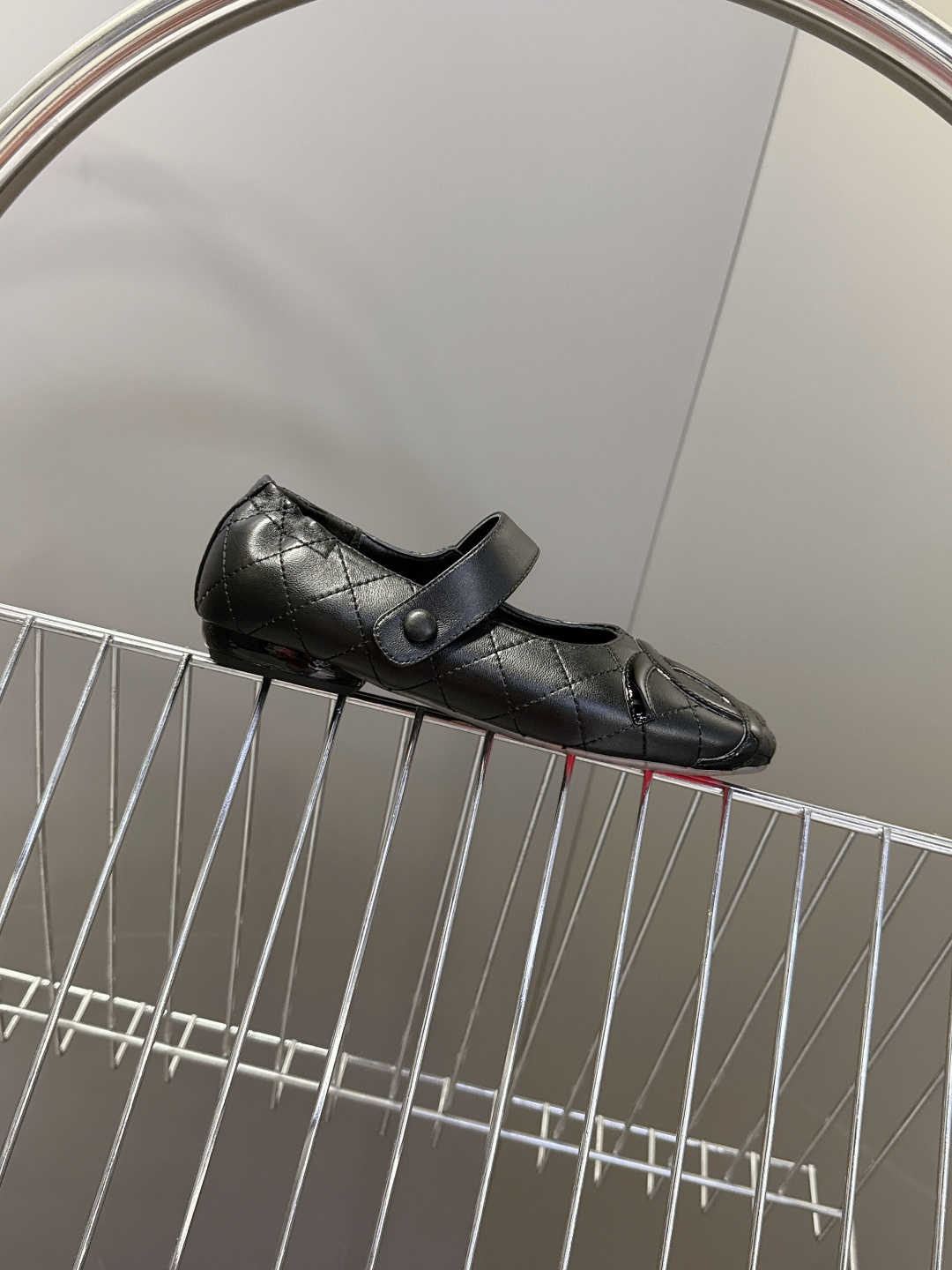 CHANEL香奈儿最新款中古康鹏玛丽珍芭蕾舞鞋 超多明星名媛上脚 这款芭蕾舞单鞋第一眼看上就被种草了根据