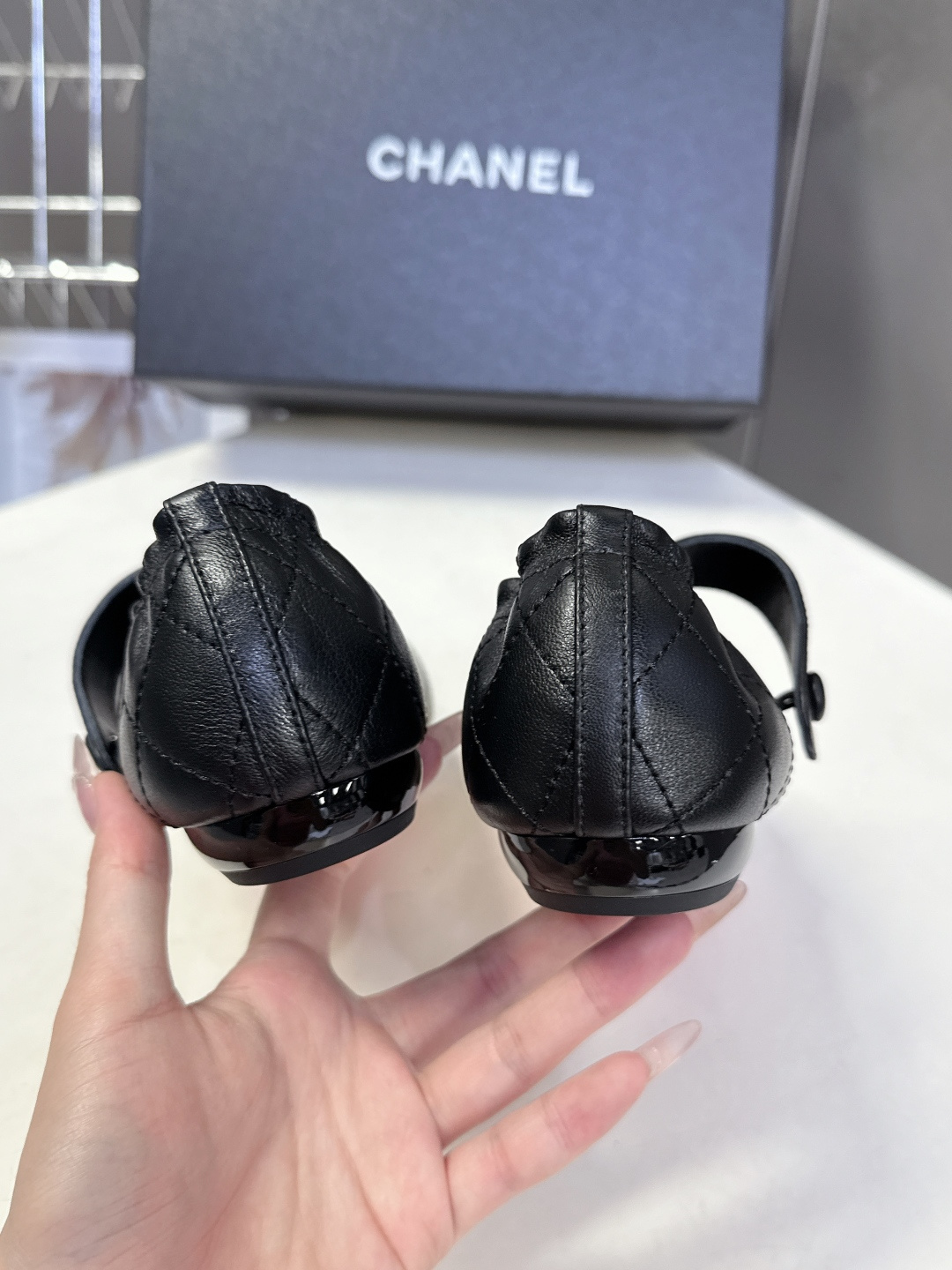 CHANEL香奈儿最新款中古康鹏玛丽珍芭蕾舞鞋 超多明星名媛上脚 这款芭蕾舞单鞋第一眼看上就被种草了根据