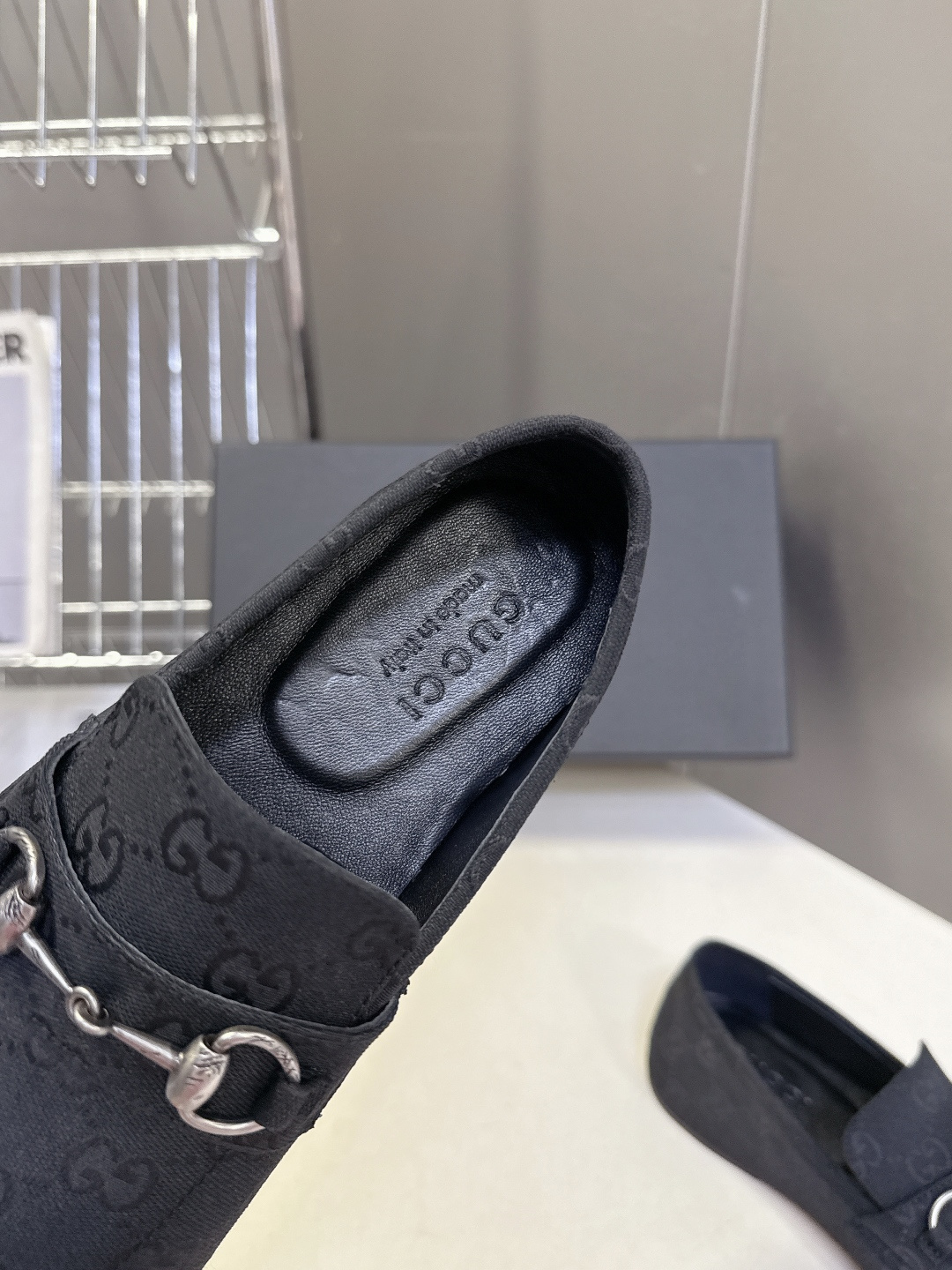 Gucci古驰春夏最新走秀情侣款马衔扣方头乐福鞋超多明星网红种草 正品购入细节完美复刻 设计师Demna