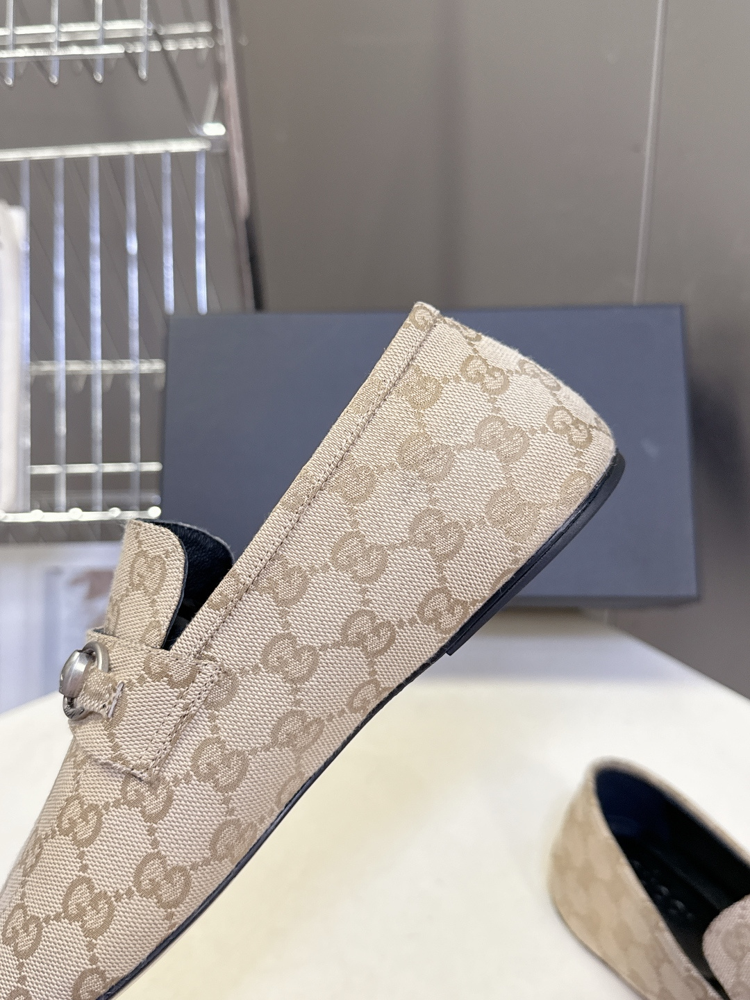 Gucci古驰春夏最新走秀情侣款马衔扣方头乐福鞋超多明星网红种草 正品购入细节完美复刻 设计师Demna