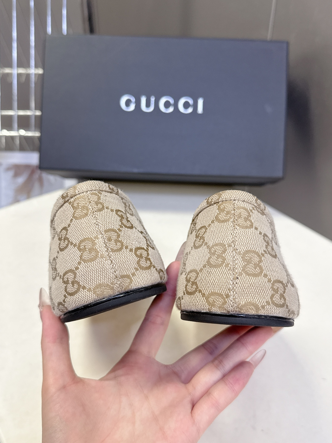 Gucci古驰春夏最新走秀情侣款马衔扣方头乐福鞋超多明星网红种草 正品购入细节完美复刻 设计师Demna