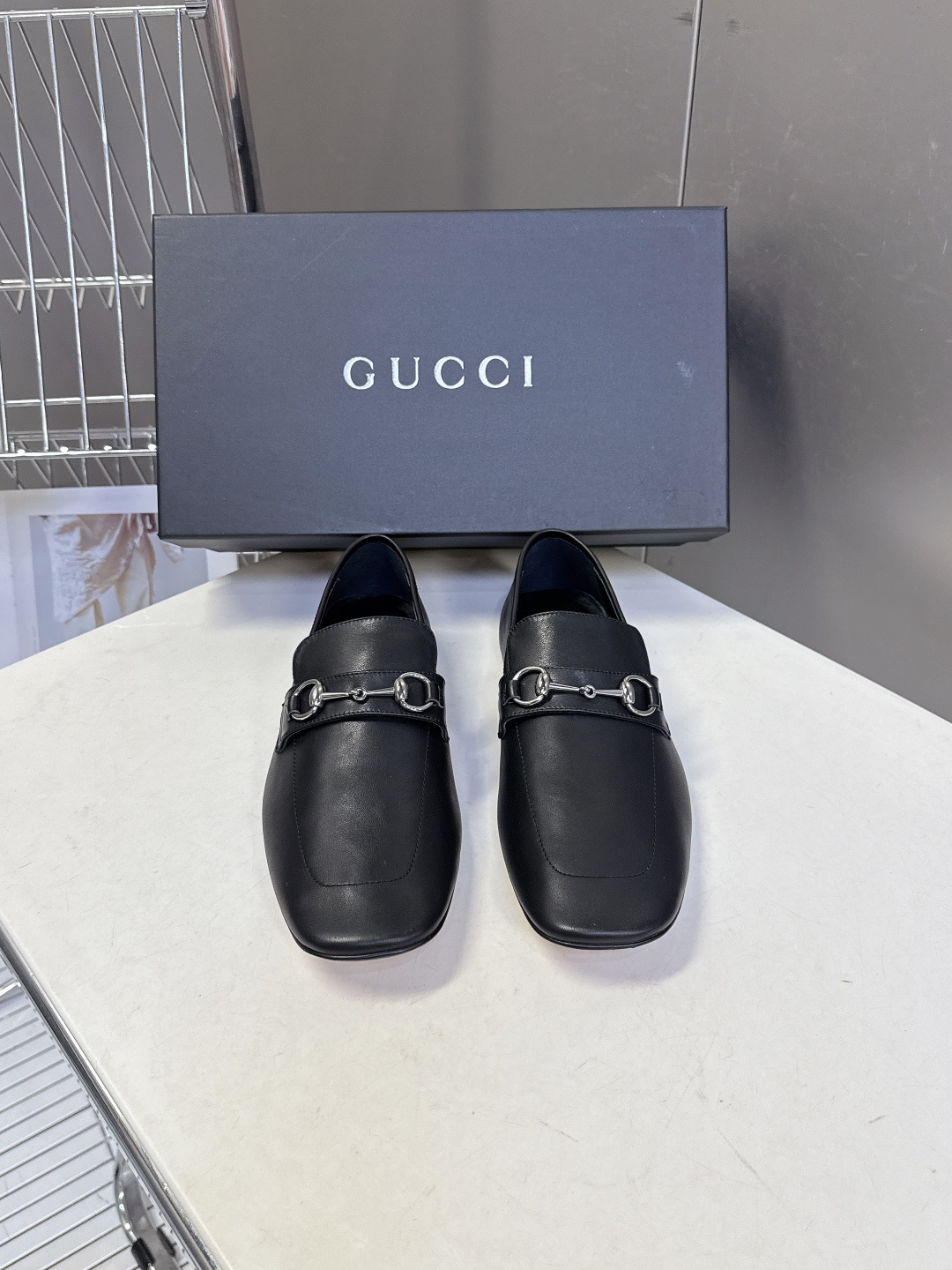 Gucci古驰春夏最新走秀情侣款马衔扣方头乐福鞋超多明星网红种草 正品购入细节完美复刻 设计师Demna