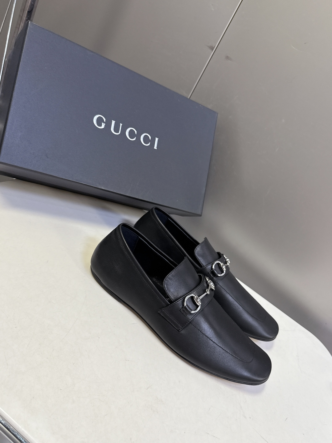 Gucci古驰春夏最新走秀情侣款马衔扣方头乐福鞋超多明星网红种草 正品购入细节完美复刻 设计师Demna