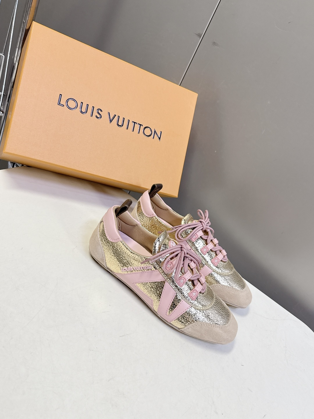 Louis Vuitton路易威登驴牌春夏Sneakerina系列 芭蕾运动鞋 德训鞋 平底鞋 原版三对