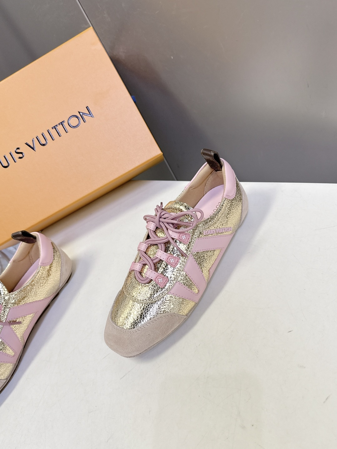 Louis Vuitton路易威登驴牌春夏Sneakerina系列 芭蕾运动鞋 德训鞋 平底鞋 原版三对