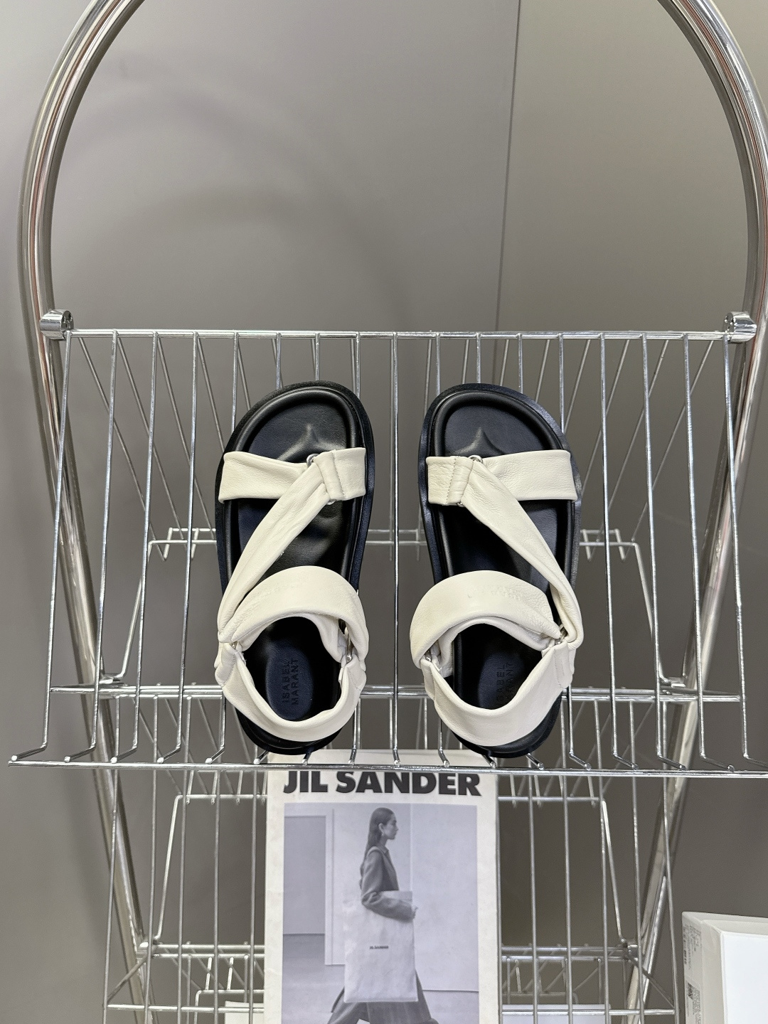 Isabel Marant（伊莎贝尔·玛兰）春夏最新款交叉带厚底凉鞋 超多明星网红种草 软质填充交叉绑带