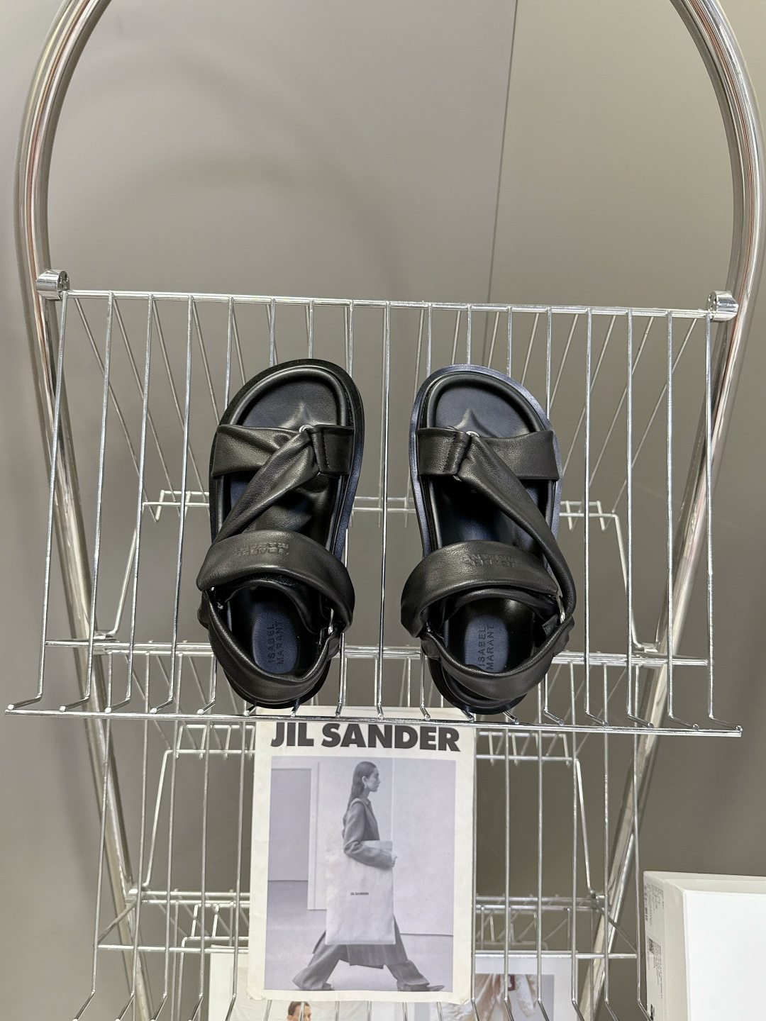 Isabel Marant（伊莎贝尔·玛兰）春夏最新款交叉带厚底凉鞋 超多明星网红种草 软质填充交叉绑带