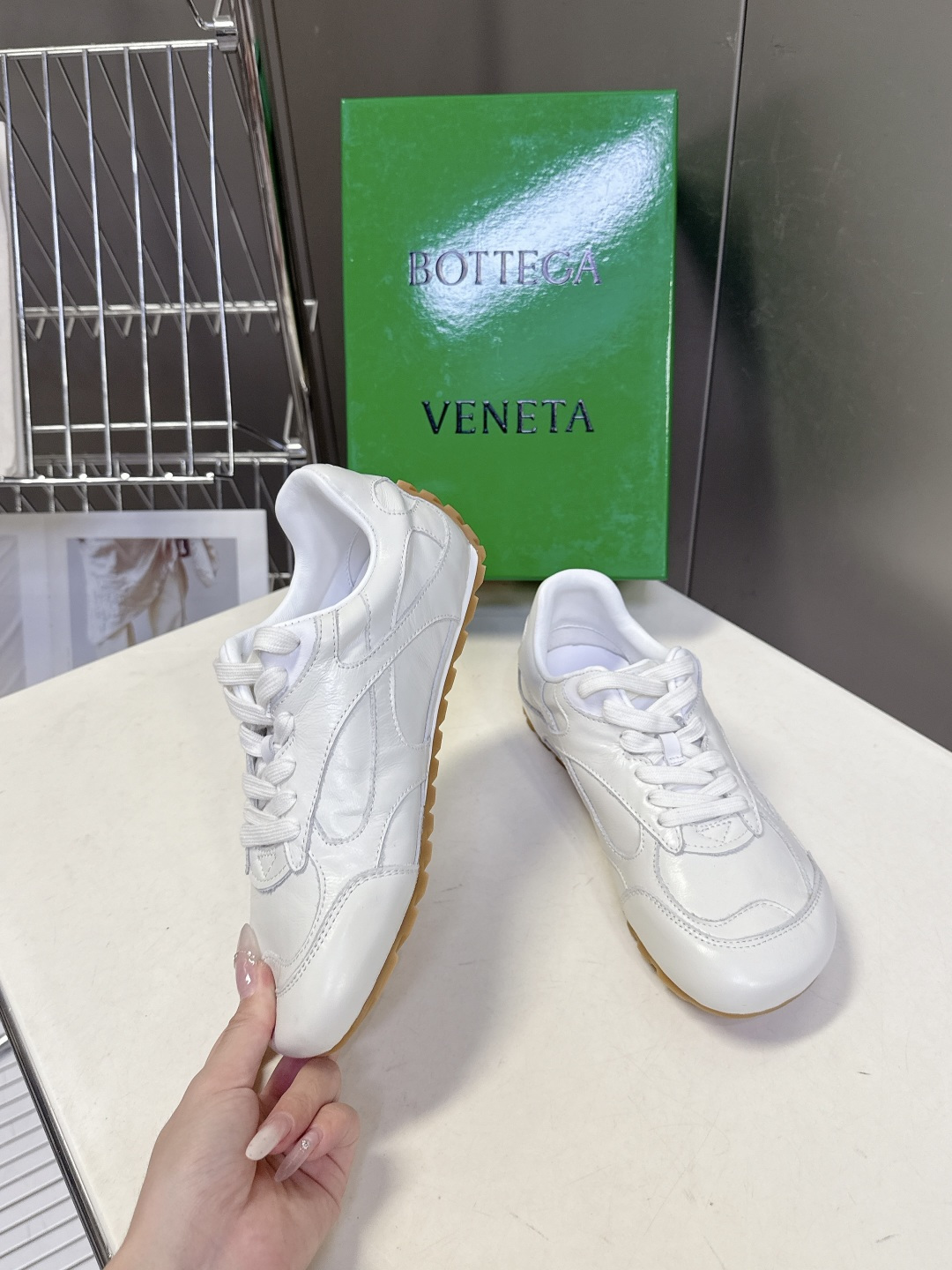 Bottega Veneta BV葆蝶家 阿甘鞋 德训鞋 运动鞋 BV经典老钱风运动鞋超多明星时尚博主种