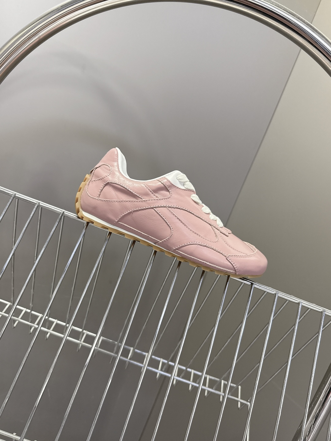 Bottega Veneta BV葆蝶家 阿甘鞋 德训鞋 运动鞋 BV经典老钱风运动鞋超多明星时尚博主种