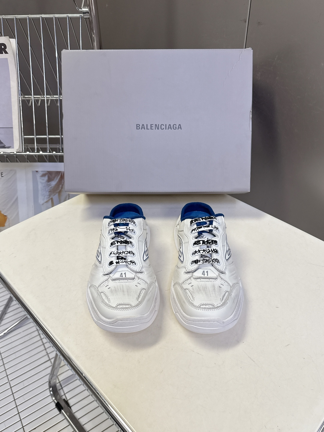 BaLenciaga巴黎世家最新春夏Hamp tons情侣运动鞋半拖 超多明星网红种草 它以经典鞋履为原