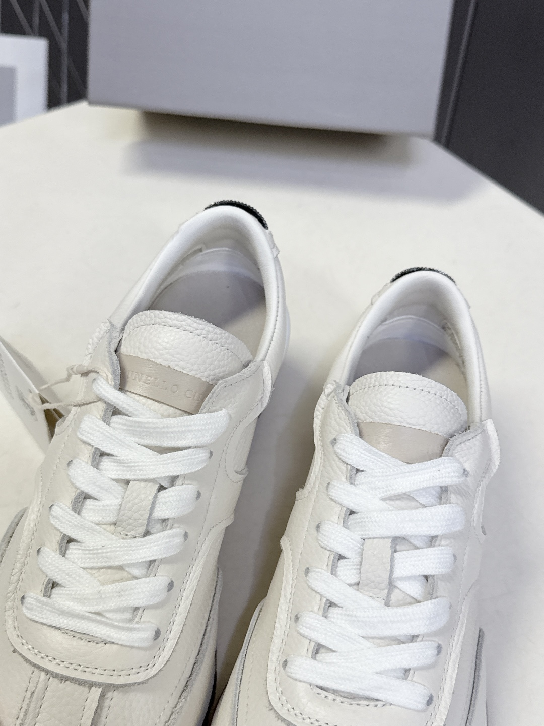 Brunello Cucinelli春夏最新情侣款复古阿甘鞋 运动鞋超多明星网红种草 BC品牌「山羊绒之