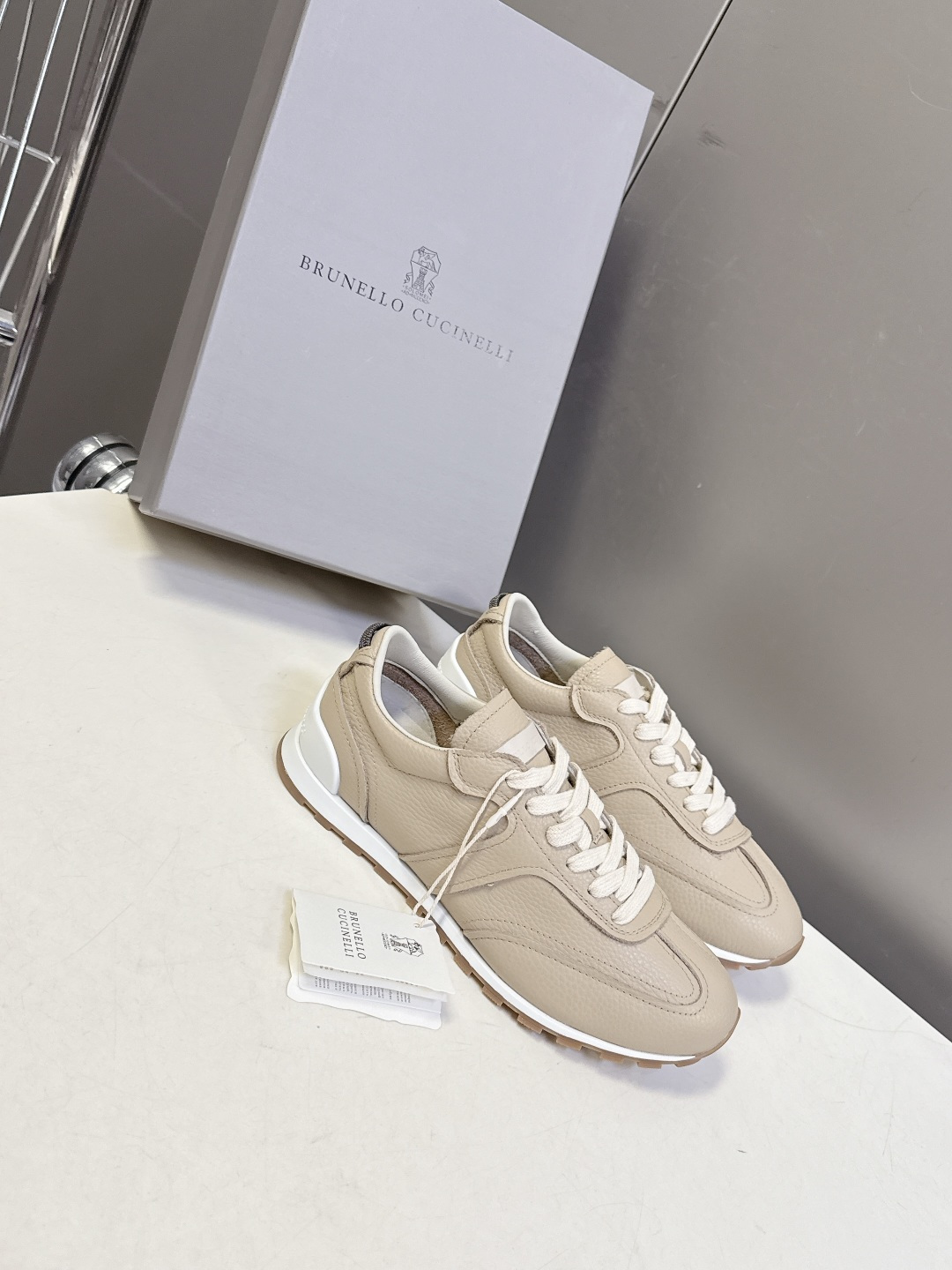 Brunello Cucinelli春夏最新情侣款复古阿甘鞋 运动鞋超多明星网红种草 BC品牌「山羊绒之