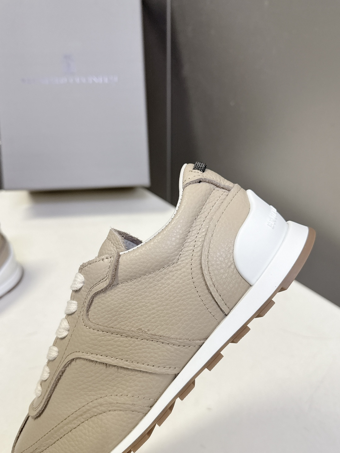 Brunello Cucinelli春夏最新情侣款复古阿甘鞋 运动鞋超多明星网红种草 BC品牌「山羊绒之