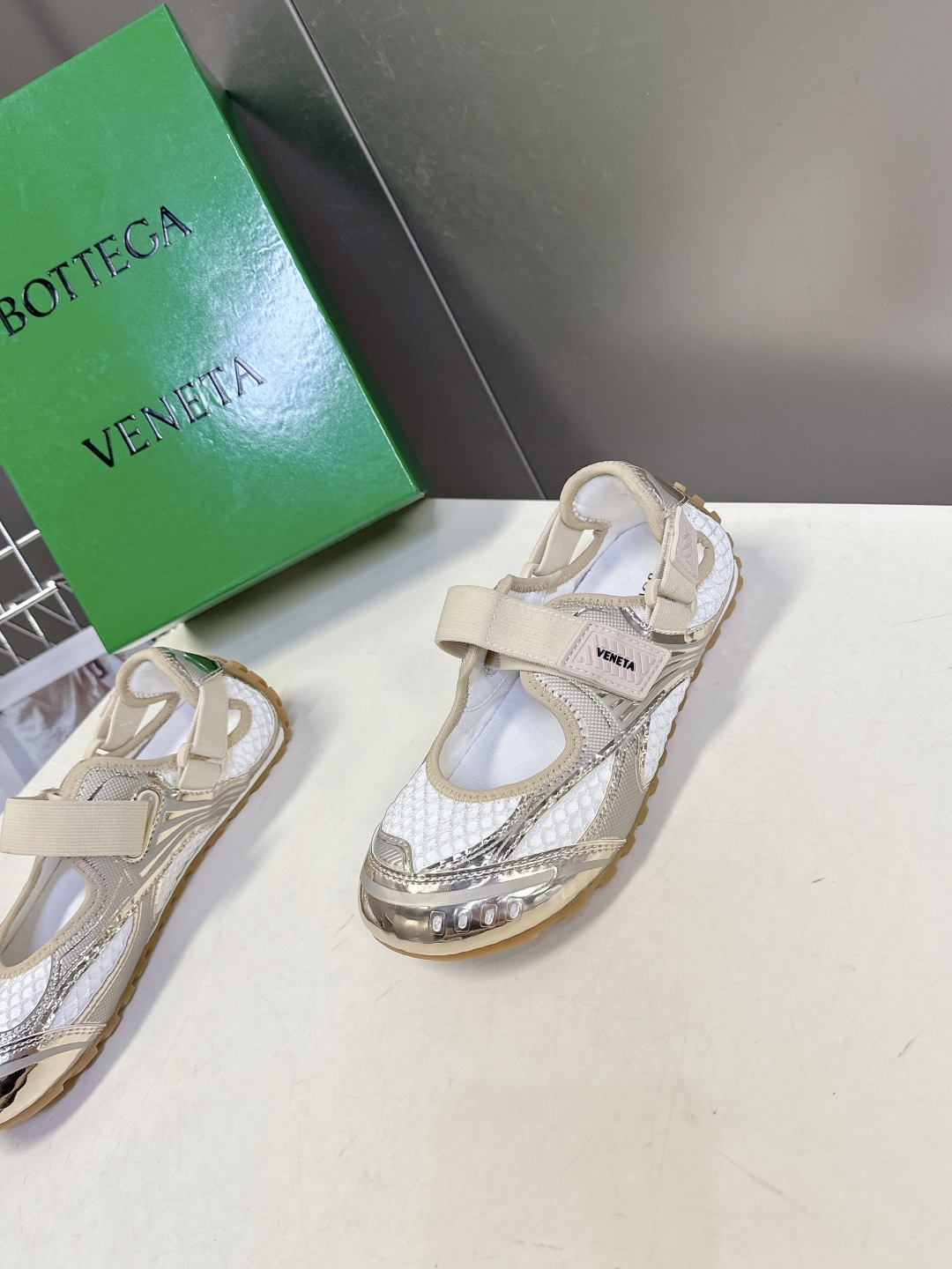 Bottega Veneta BV葆蝶家 阿甘鞋 玛丽珍运动鞋  BV经典老钱风运动鞋超多明星时尚博主种