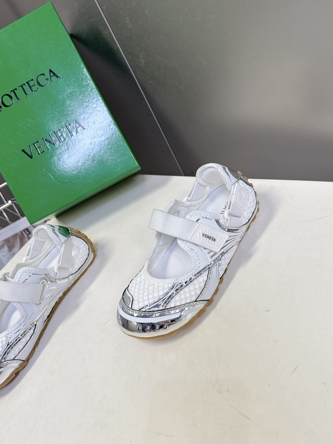 Bottega Veneta BV葆蝶家 阿甘鞋 玛丽珍运动鞋  BV经典老钱风运动鞋超多明星时尚博主种