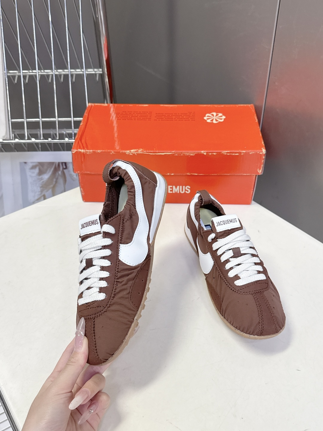 Jacquemus x Nike 耐克Moon Shoe联名款​​ 情侣款 德训鞋超多明星网红种草 法国
