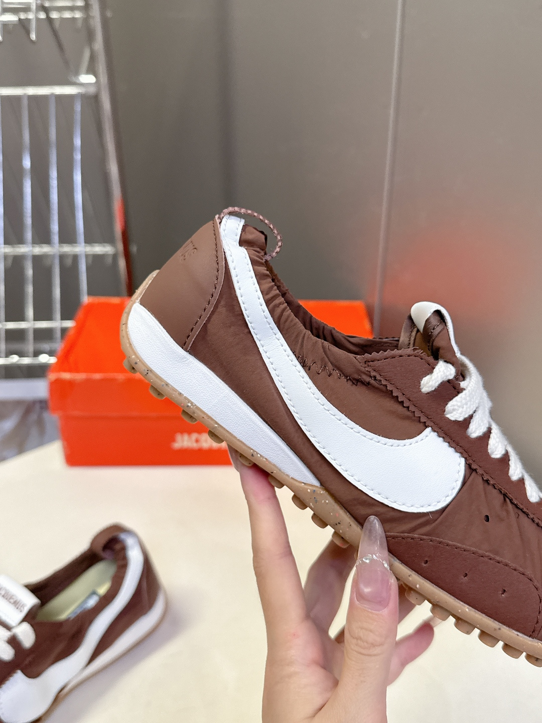 Jacquemus x Nike 耐克Moon Shoe联名款​​ 情侣款 德训鞋超多明星网红种草 法国
