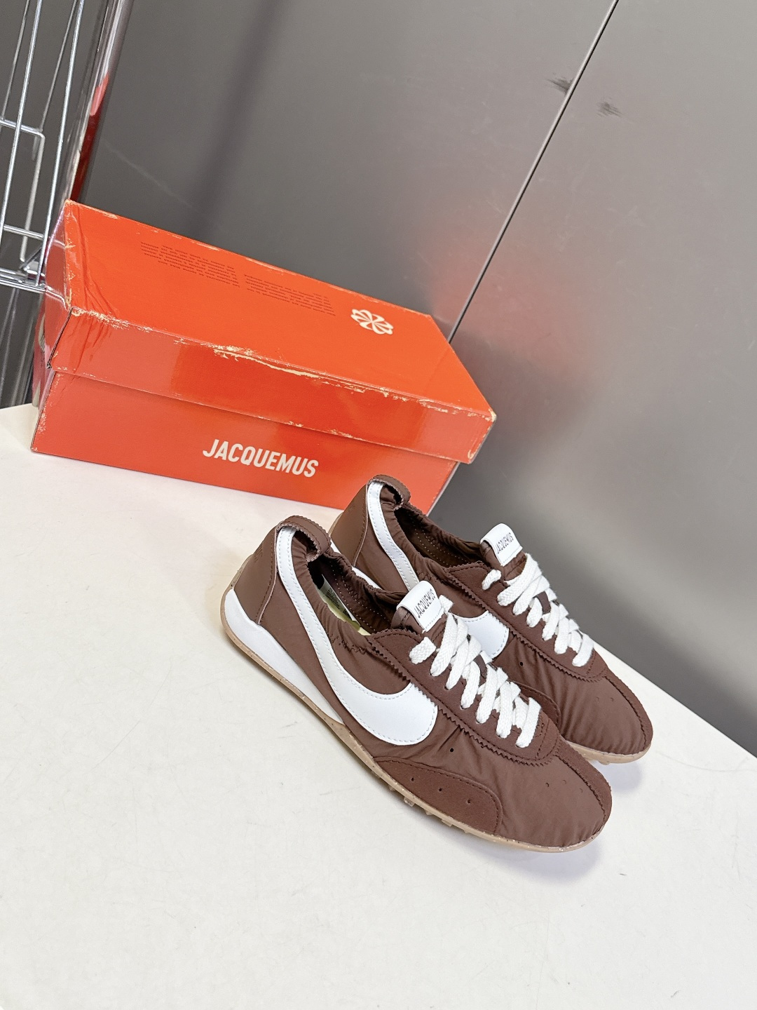 Jacquemus x Nike 耐克Moon Shoe联名款​​ 情侣款 德训鞋超多明星网红种草 法国