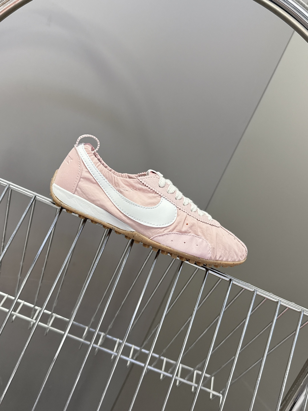 Jacquemus x Nike 耐克Moon Shoe联名款​​ 情侣款 德训鞋超多明星网红种草 法国