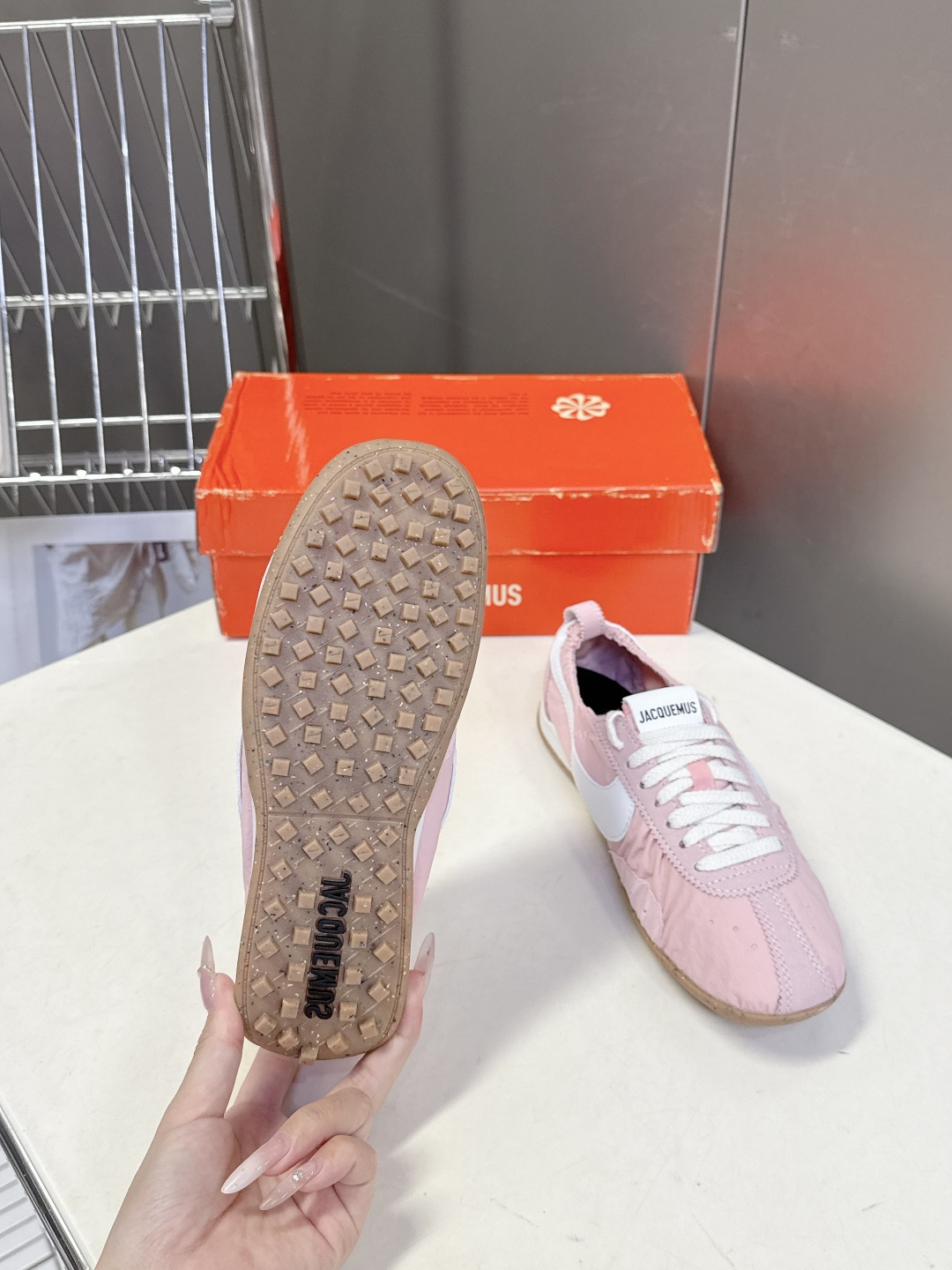 Jacquemus x Nike 耐克Moon Shoe联名款​​ 情侣款 德训鞋超多明星网红种草 法国