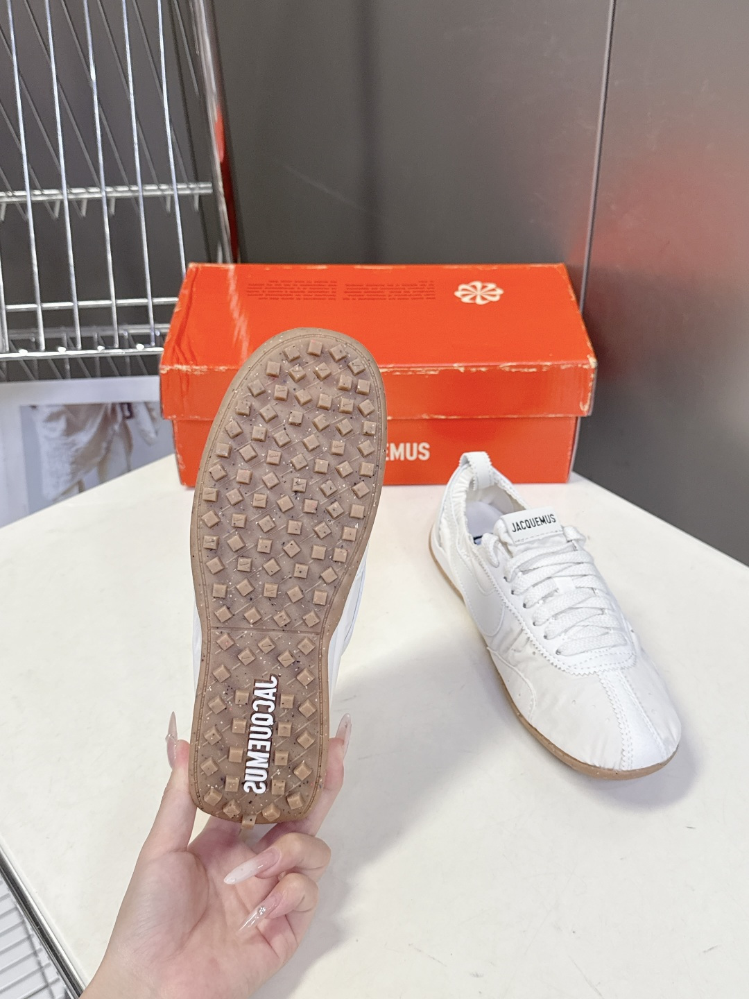 Jacquemus x Nike 耐克Moon Shoe联名款​​ 情侣款 德训鞋超多明星网红种草 法国